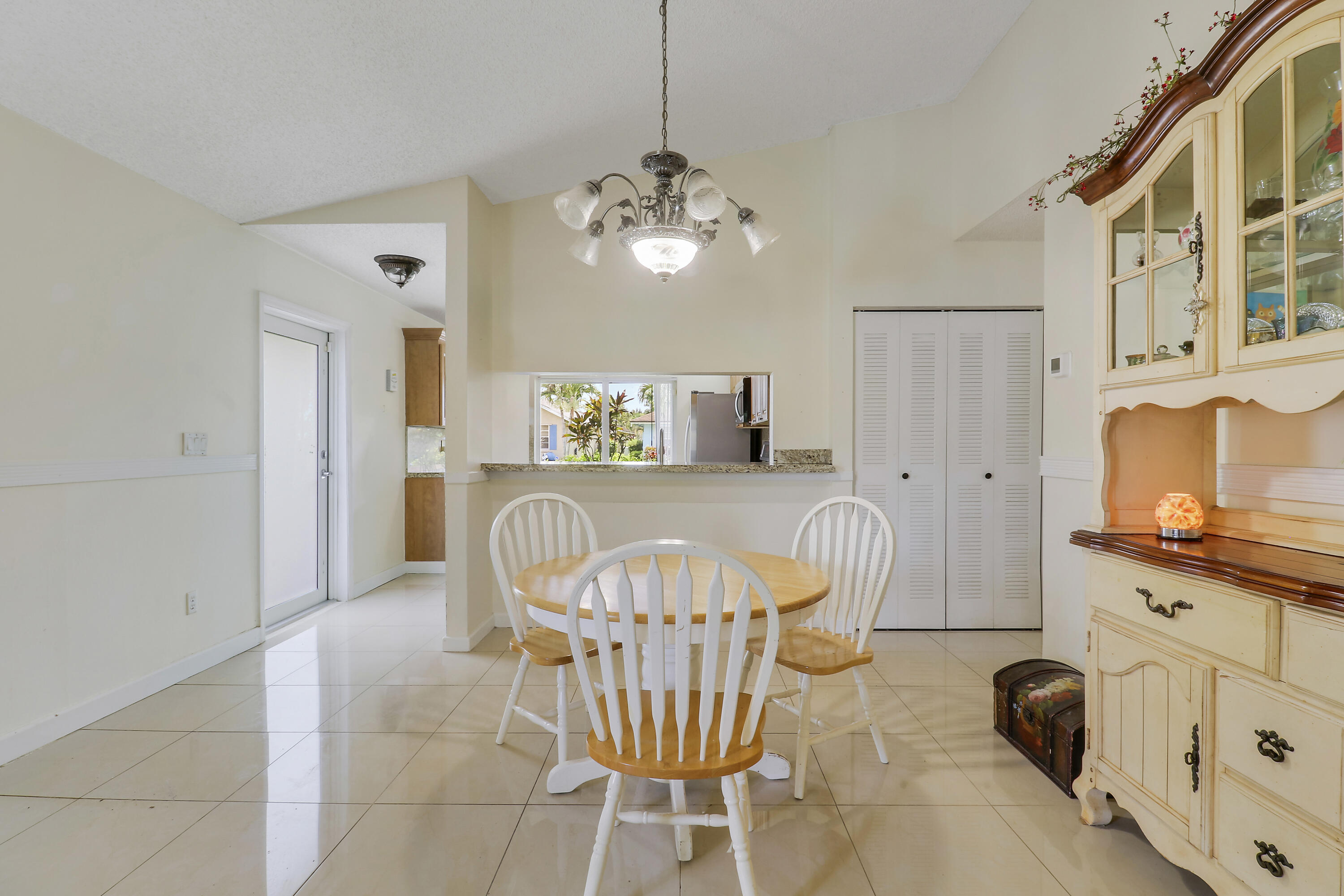 SUMMIT PINES UNIT 2 - Residential