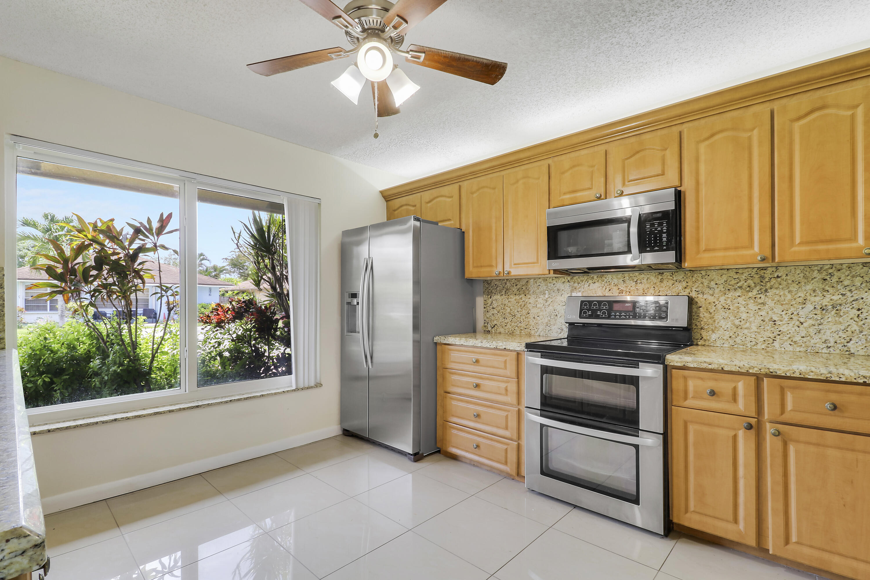 SUMMIT PINES UNIT 2 - Residential