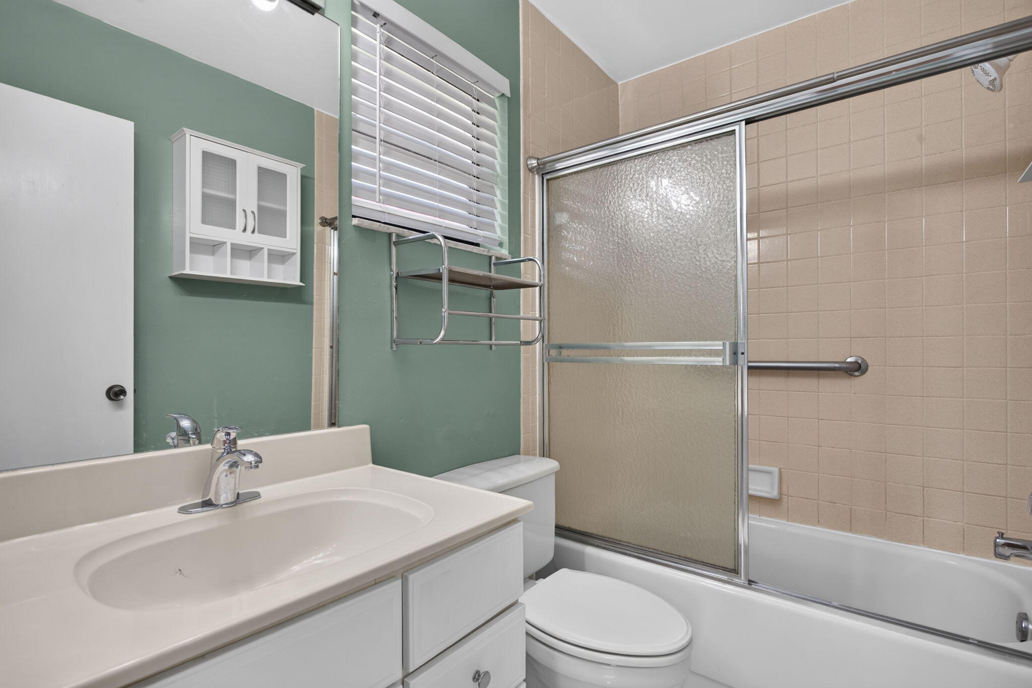 YORKVILLE - Residential