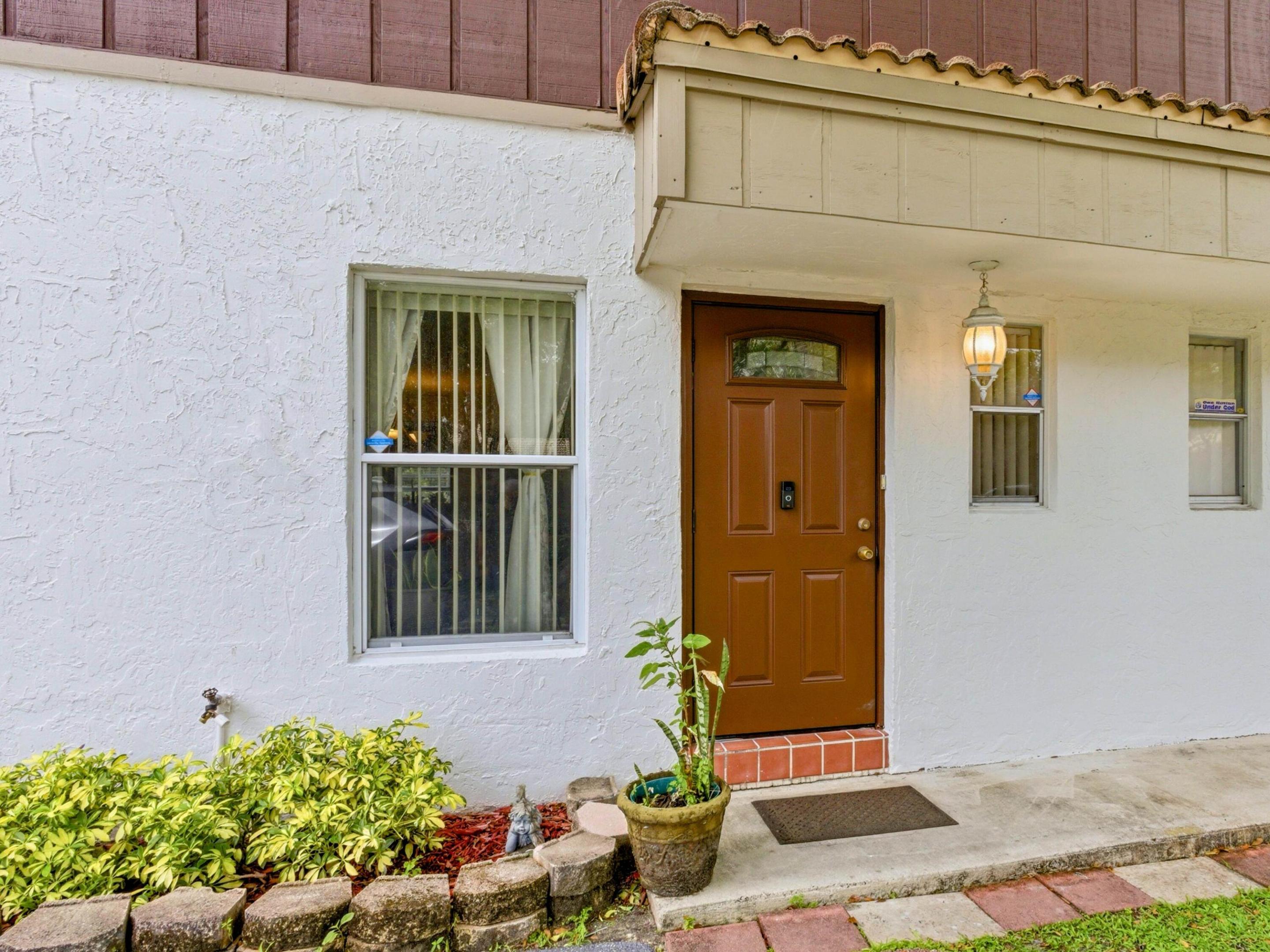 WOODSIDE ARMS CONDO - Residential