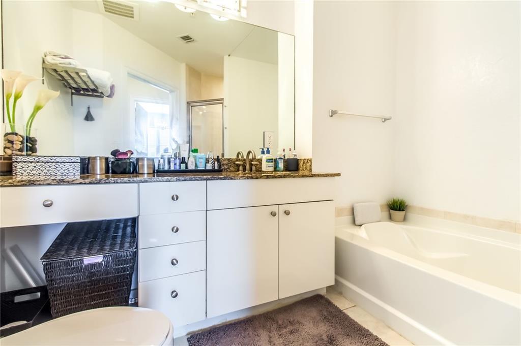 Radius Condominum - Residential