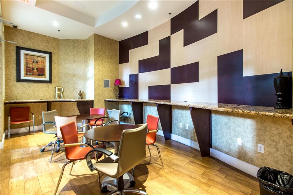 Radius Condominum - Residential