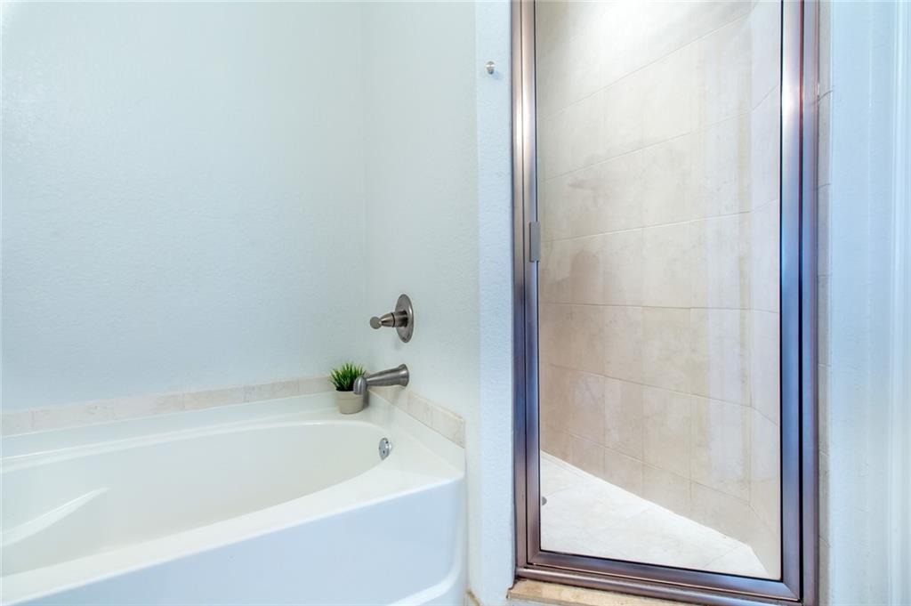 Radius Condominum - Residential