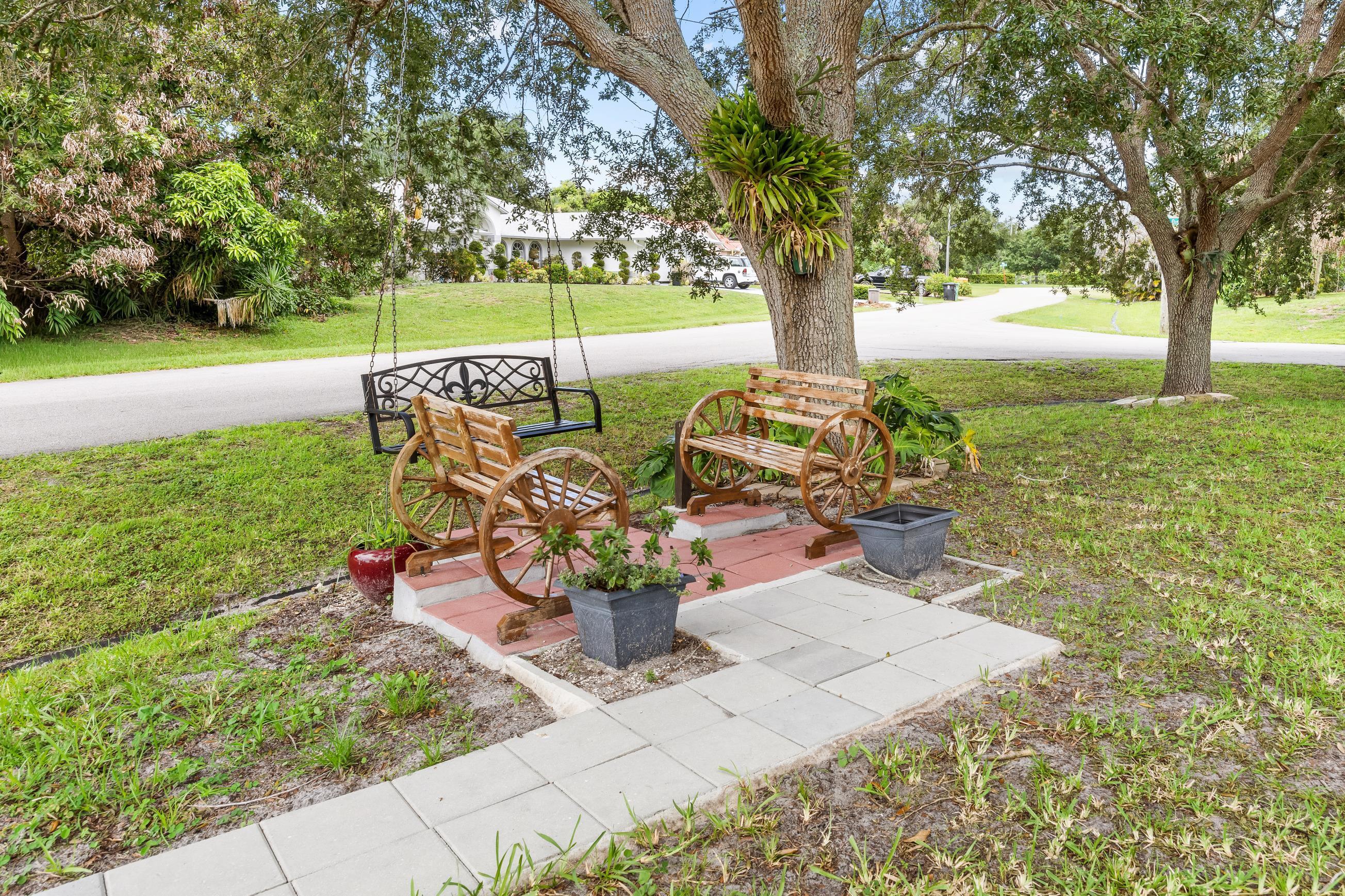 PORT ST LUCIE SECTION 41 - Residential Lease