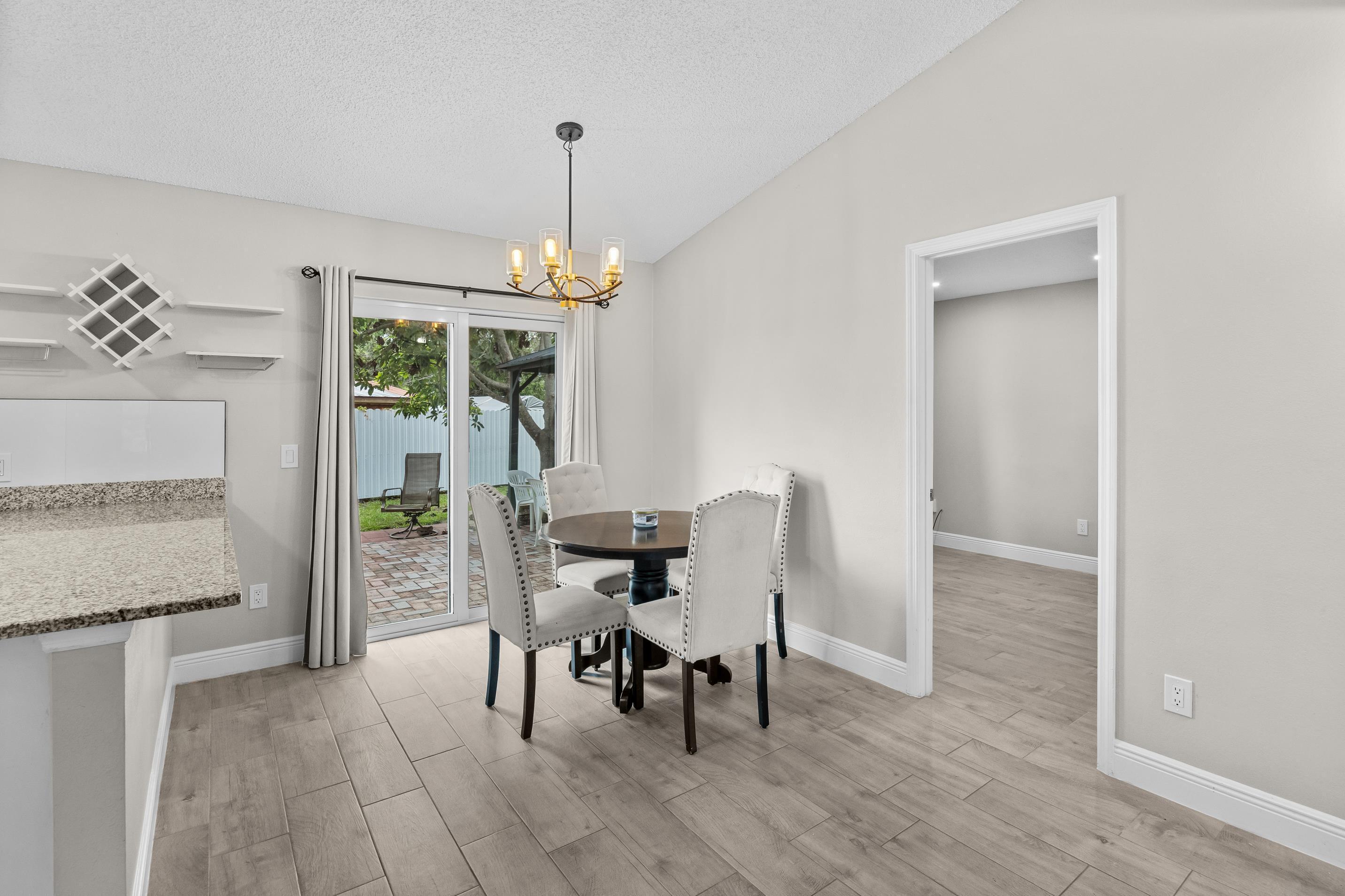 PORT ST LUCIE SECTION 41 - Residential Lease