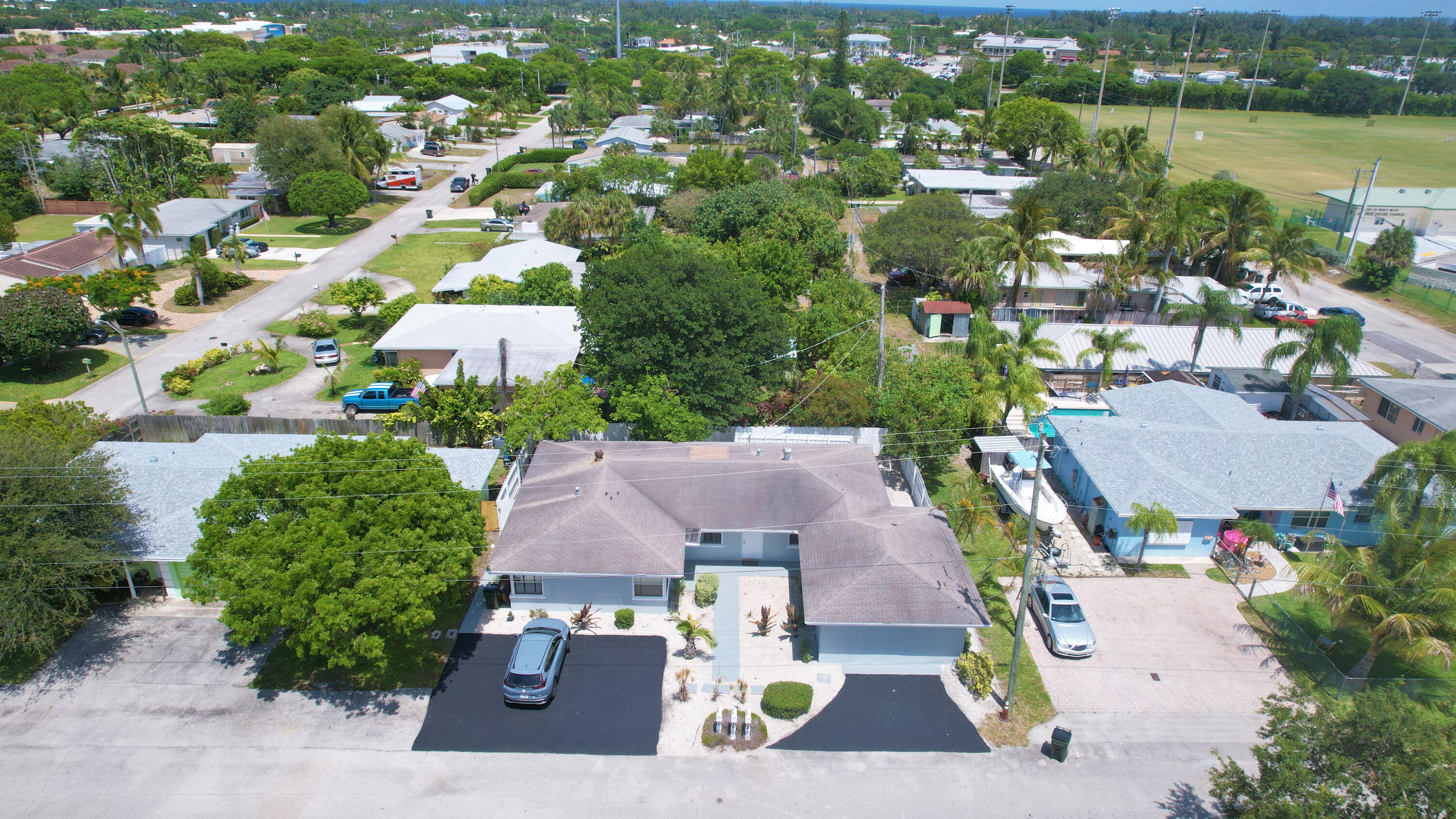 GULFSTREAM ESTATES - Residential Lease