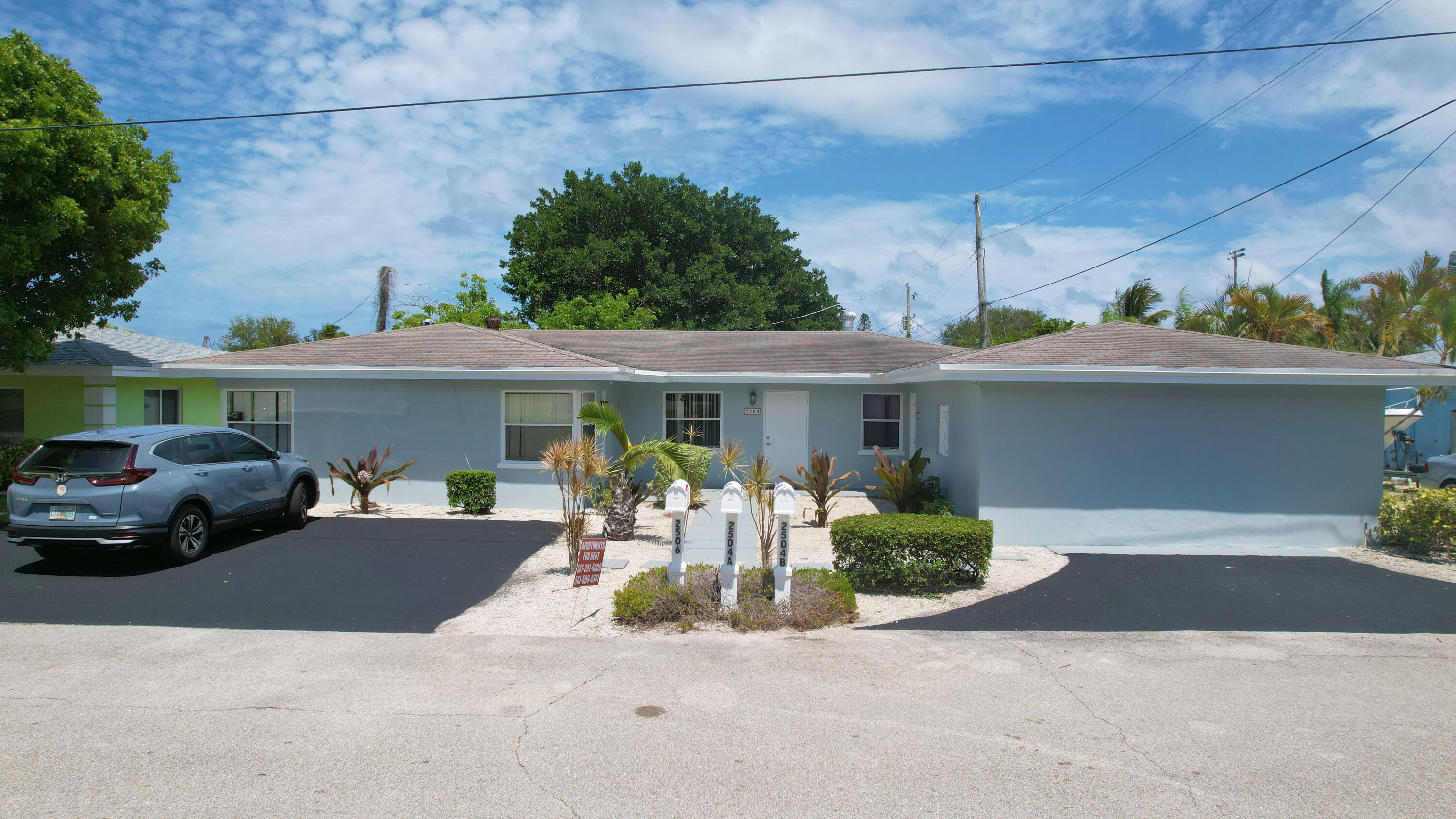 GULFSTREAM ESTATES - Residential Lease