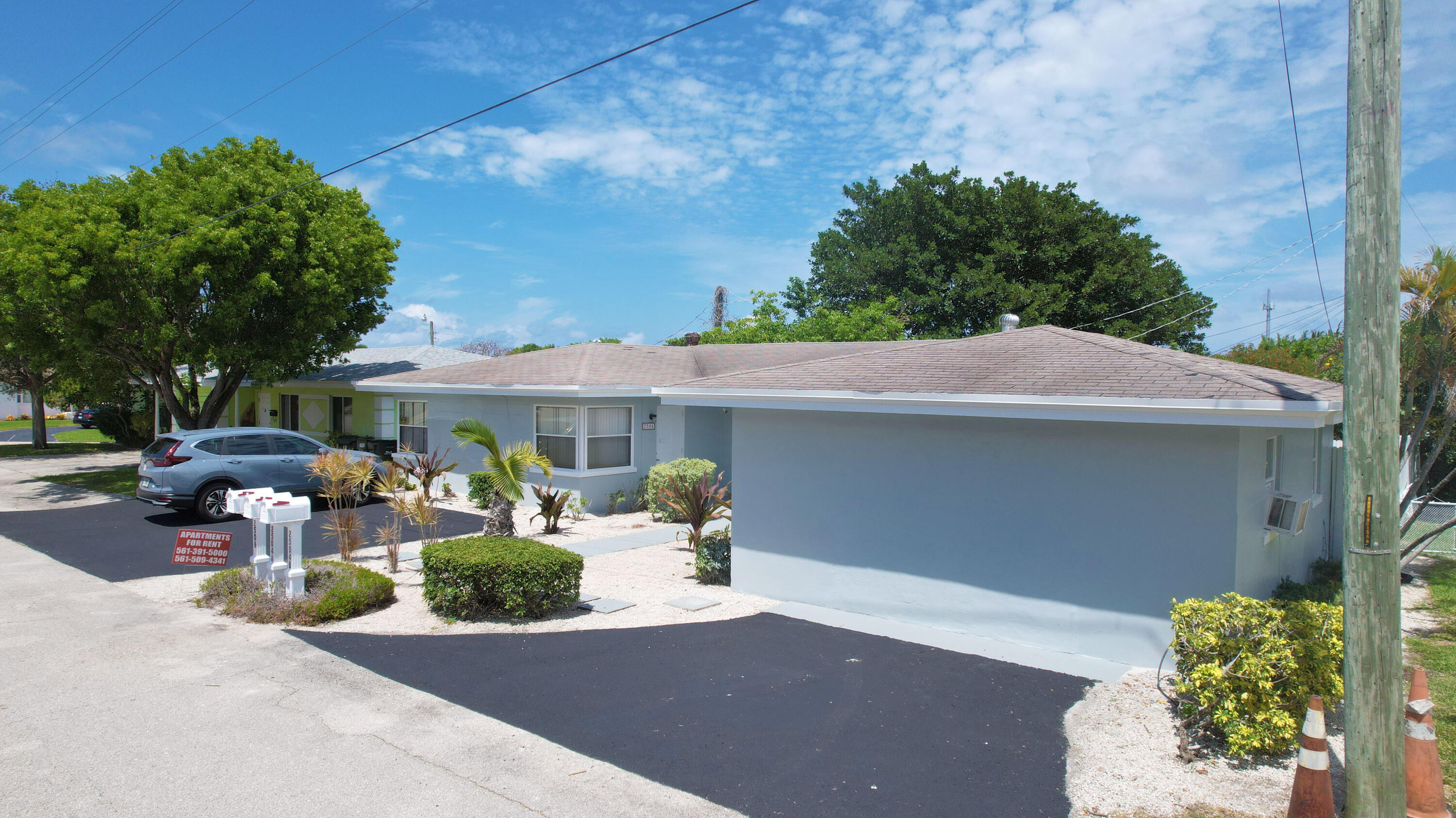 GULFSTREAM ESTATES - Residential Lease