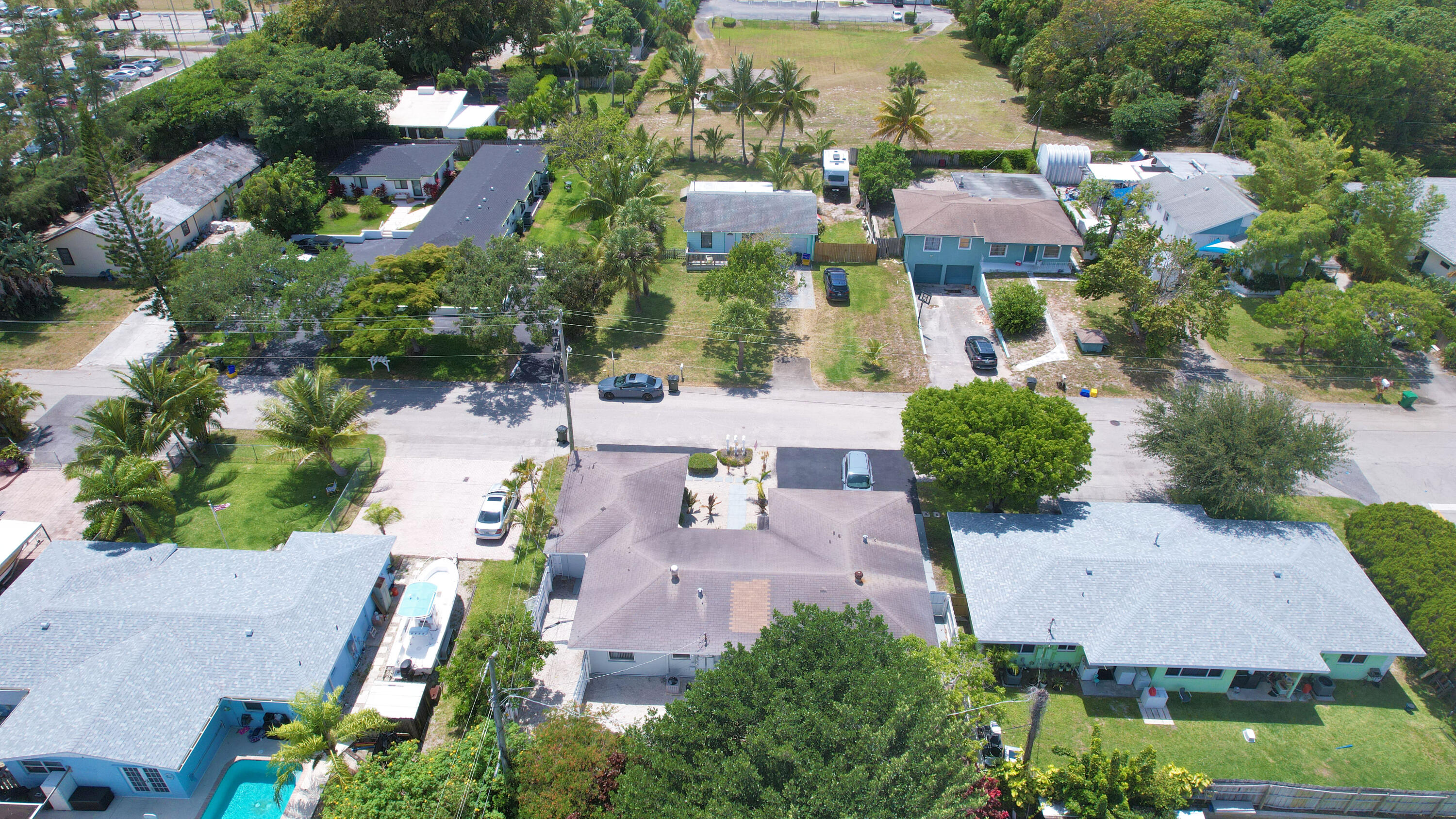 GULFSTREAM ESTATES - Residential Lease