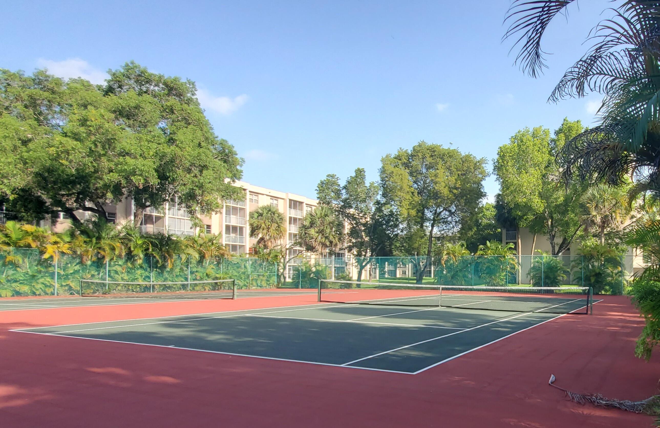 SHERWOOD SQUARE CONDOMINIUM - Residential