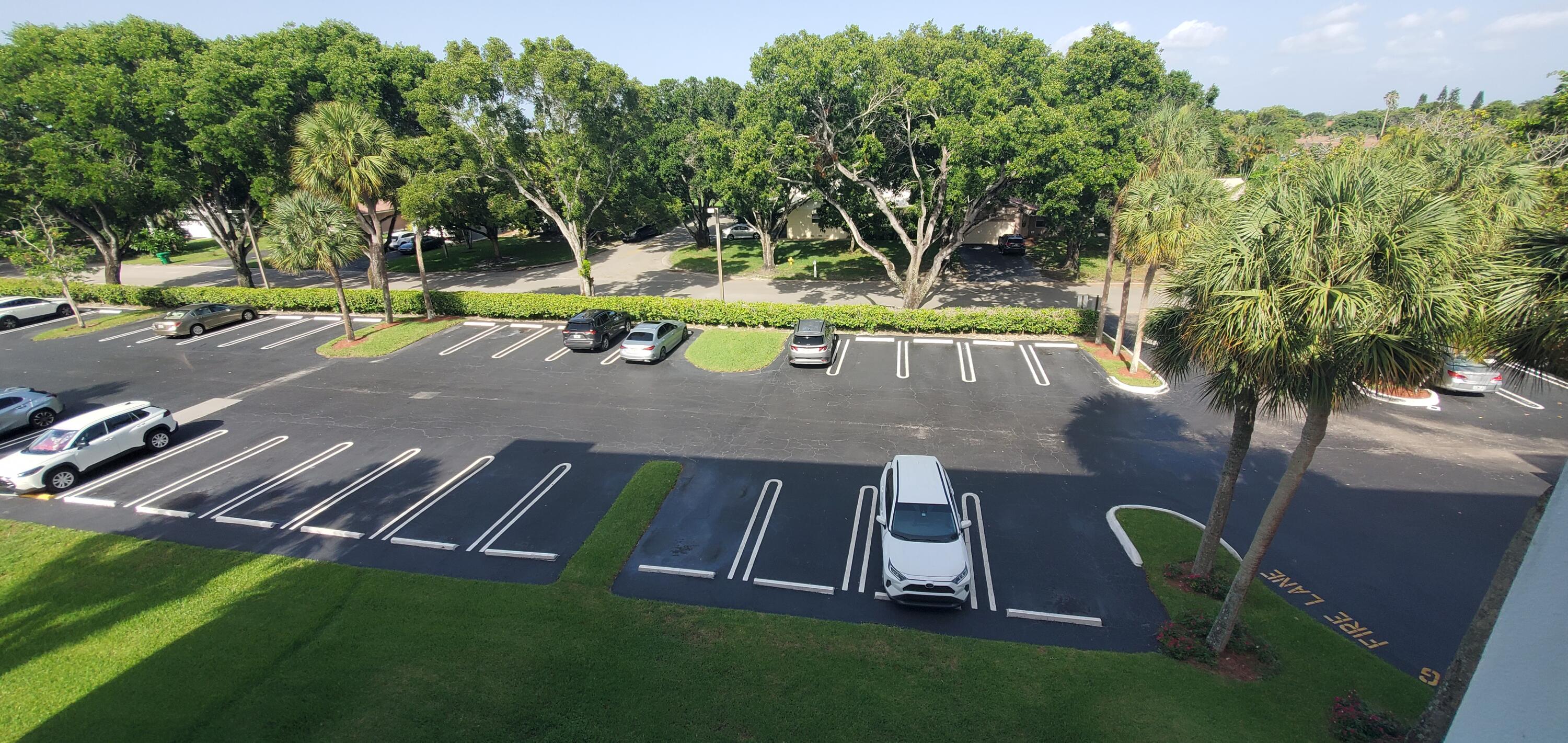 SHERWOOD SQUARE CONDOMINIUM - Residential