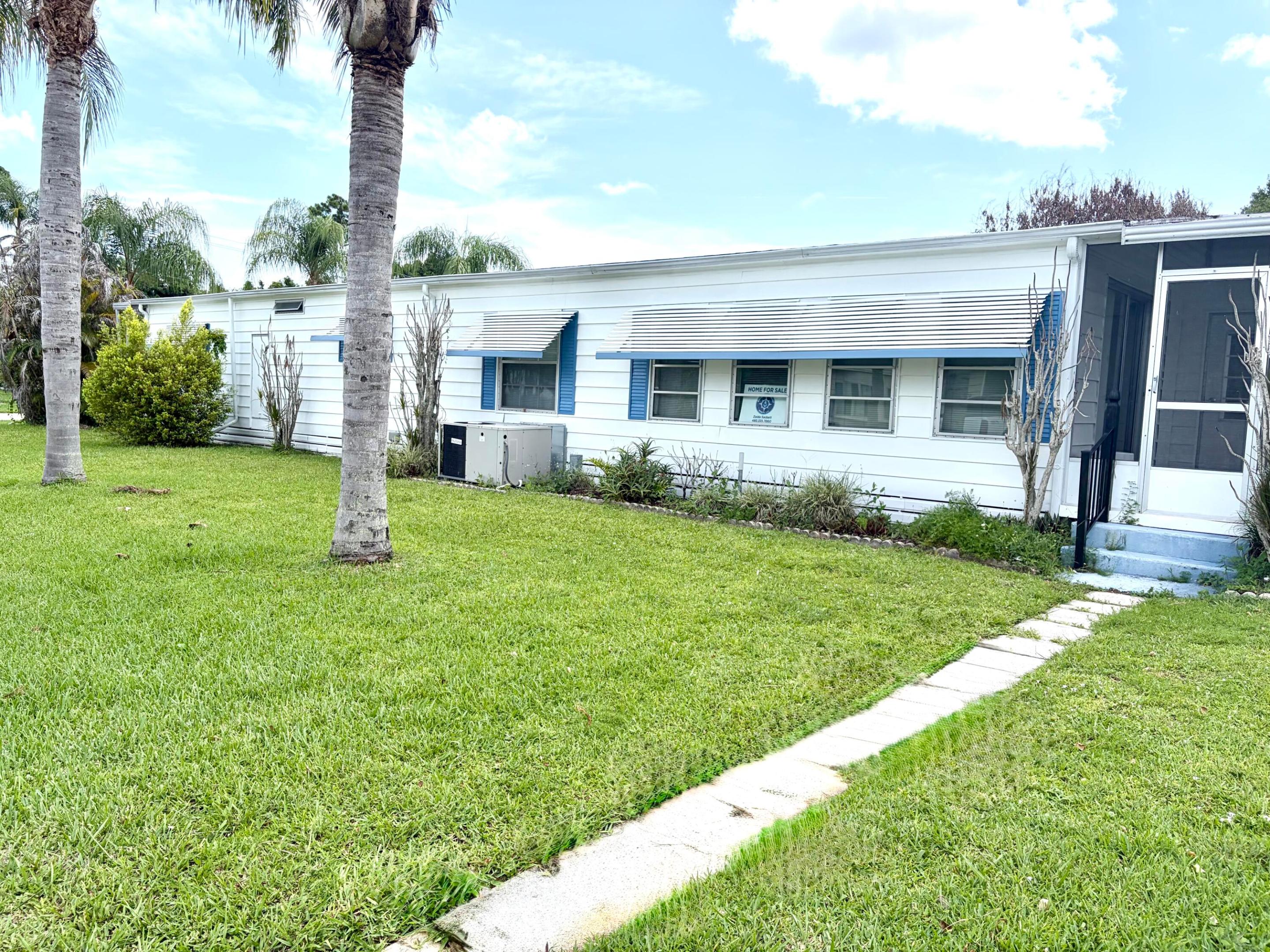 Spanish Lakes - Residential