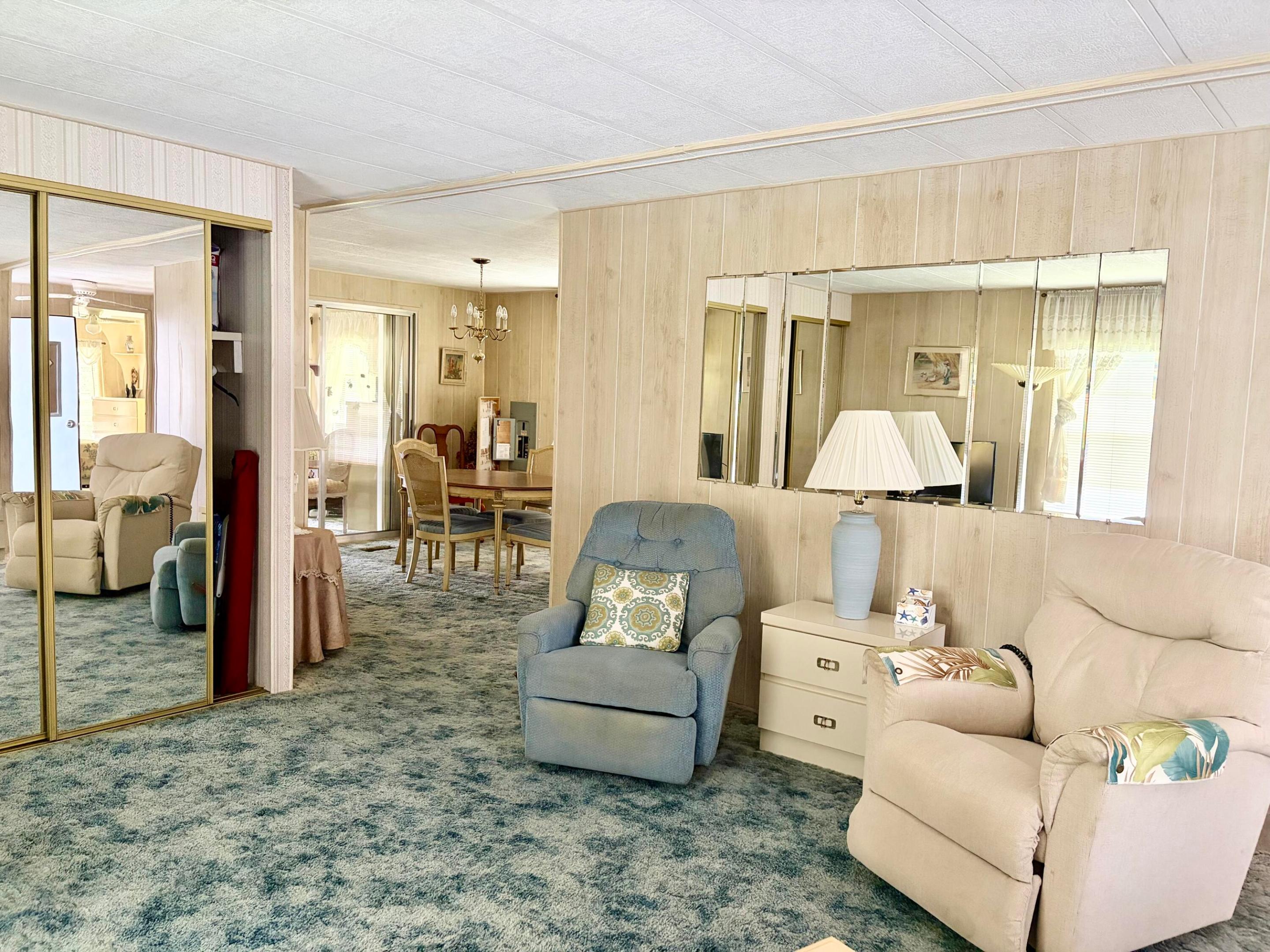 Spanish Lakes - Residential