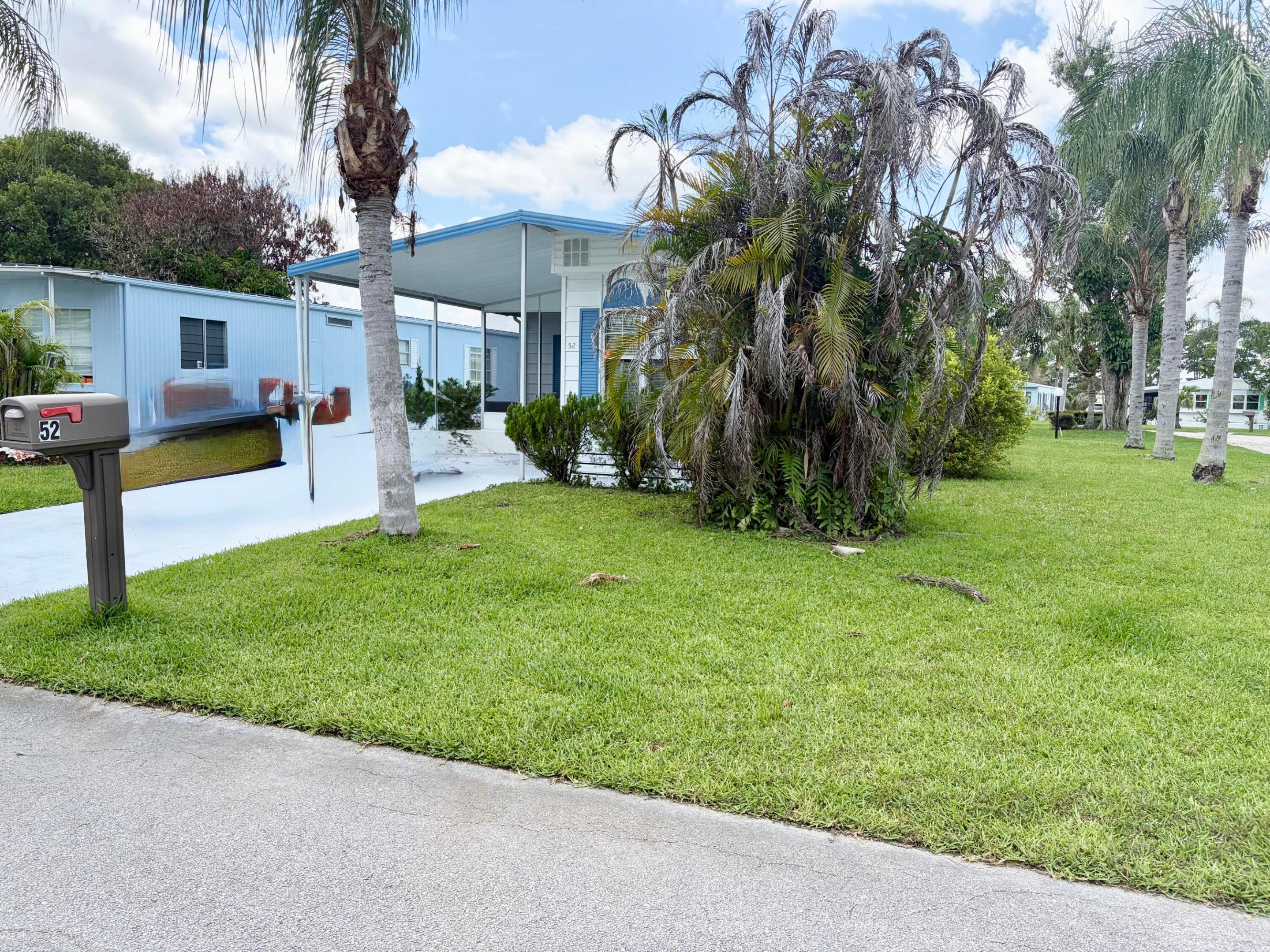 Spanish Lakes - Residential