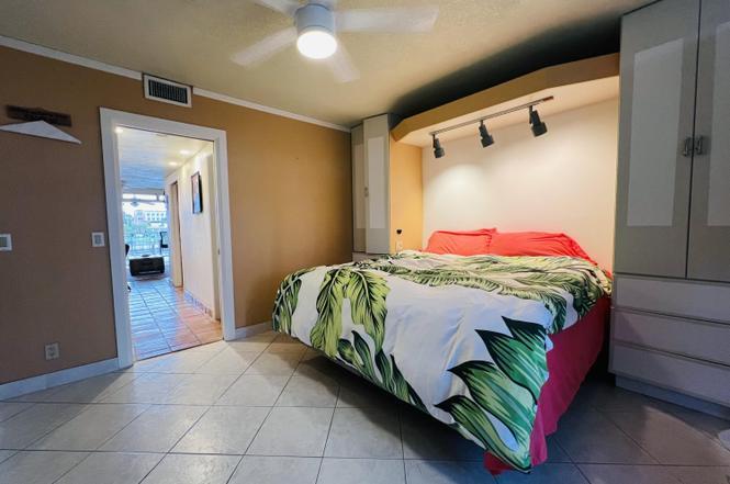 INTRACOASTAL CONDO - Residential Lease