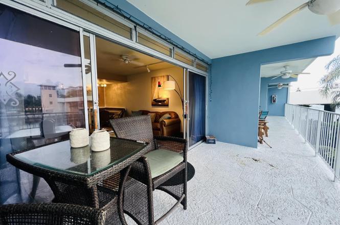 INTRACOASTAL CONDO - Residential Lease