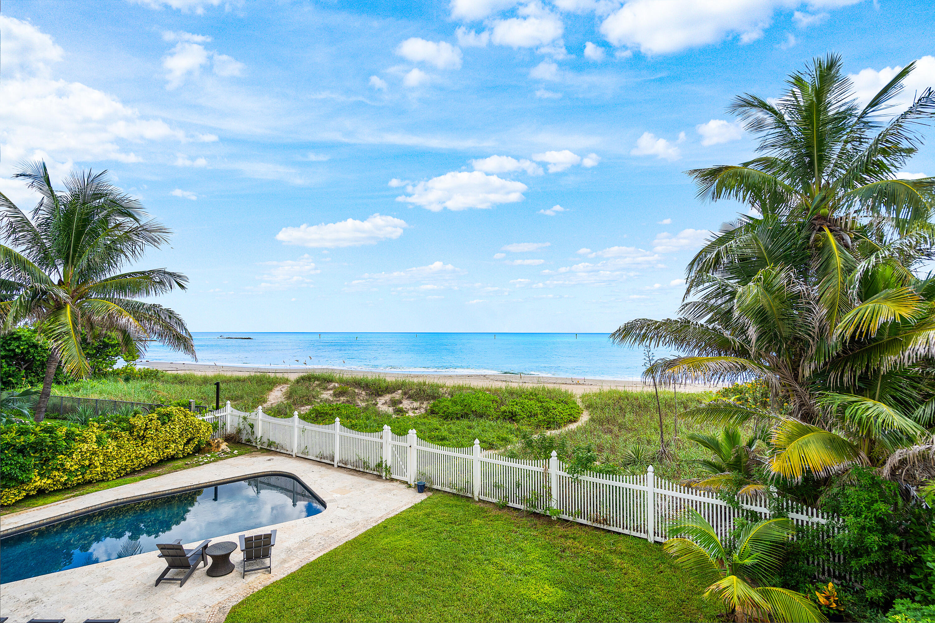 HILLSBORO SHORES - Residential