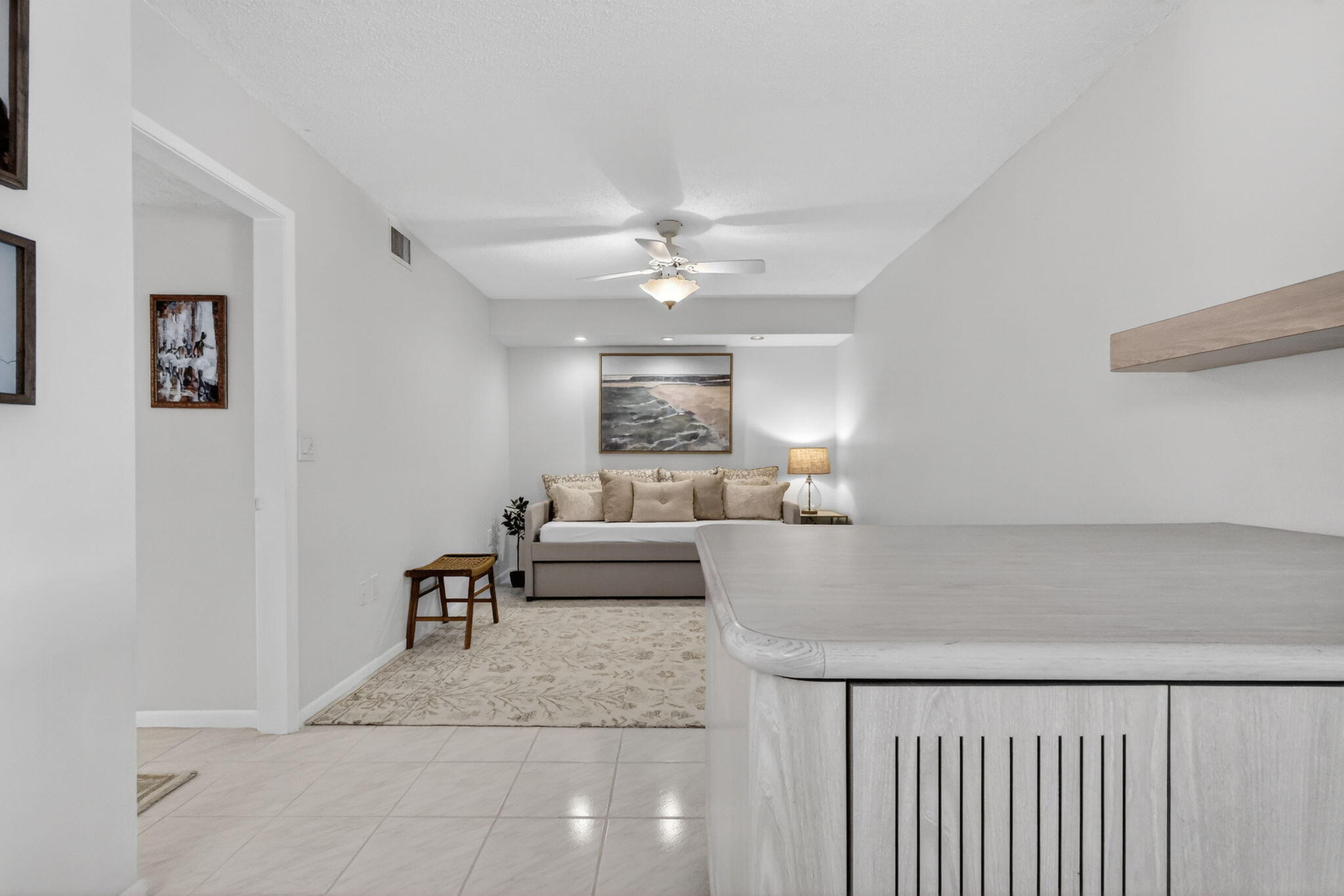 HUNTINGTON POINTE - Residential