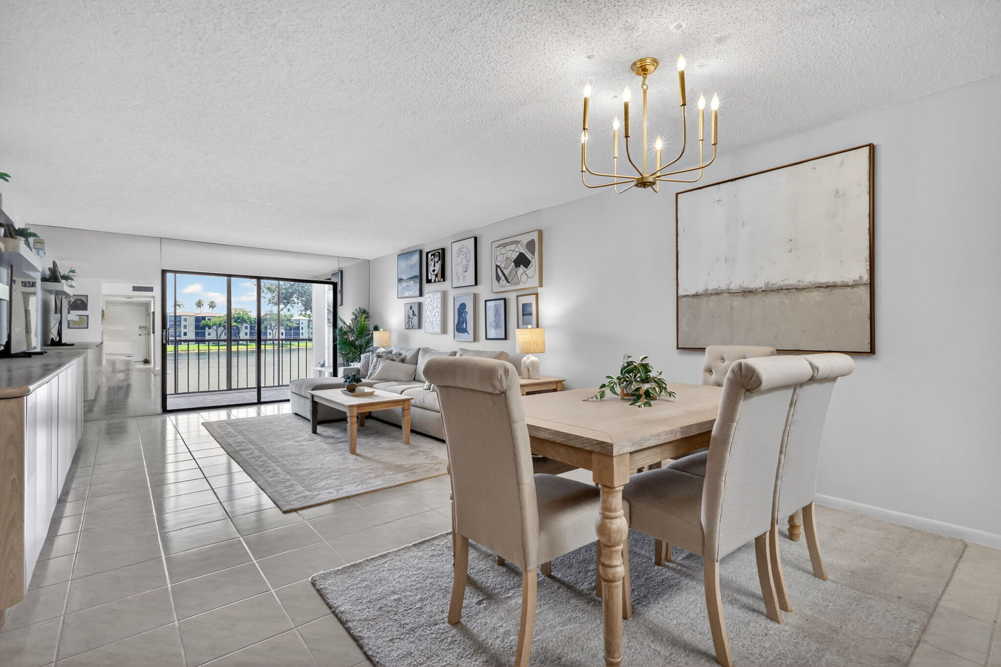 HUNTINGTON POINTE - Residential