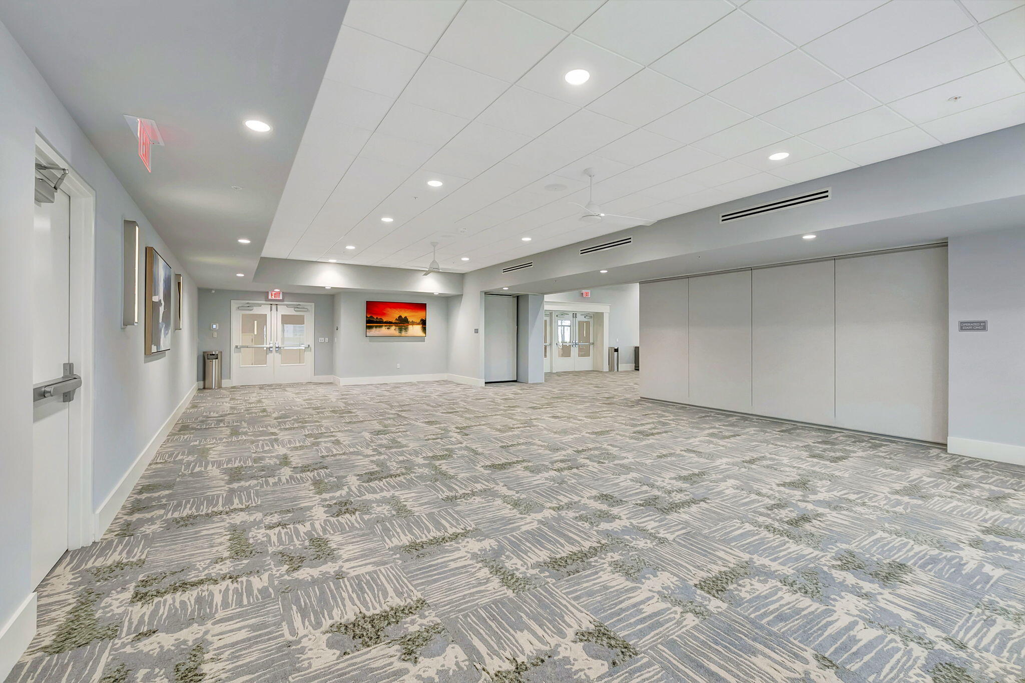HUNTINGTON POINTE - Residential