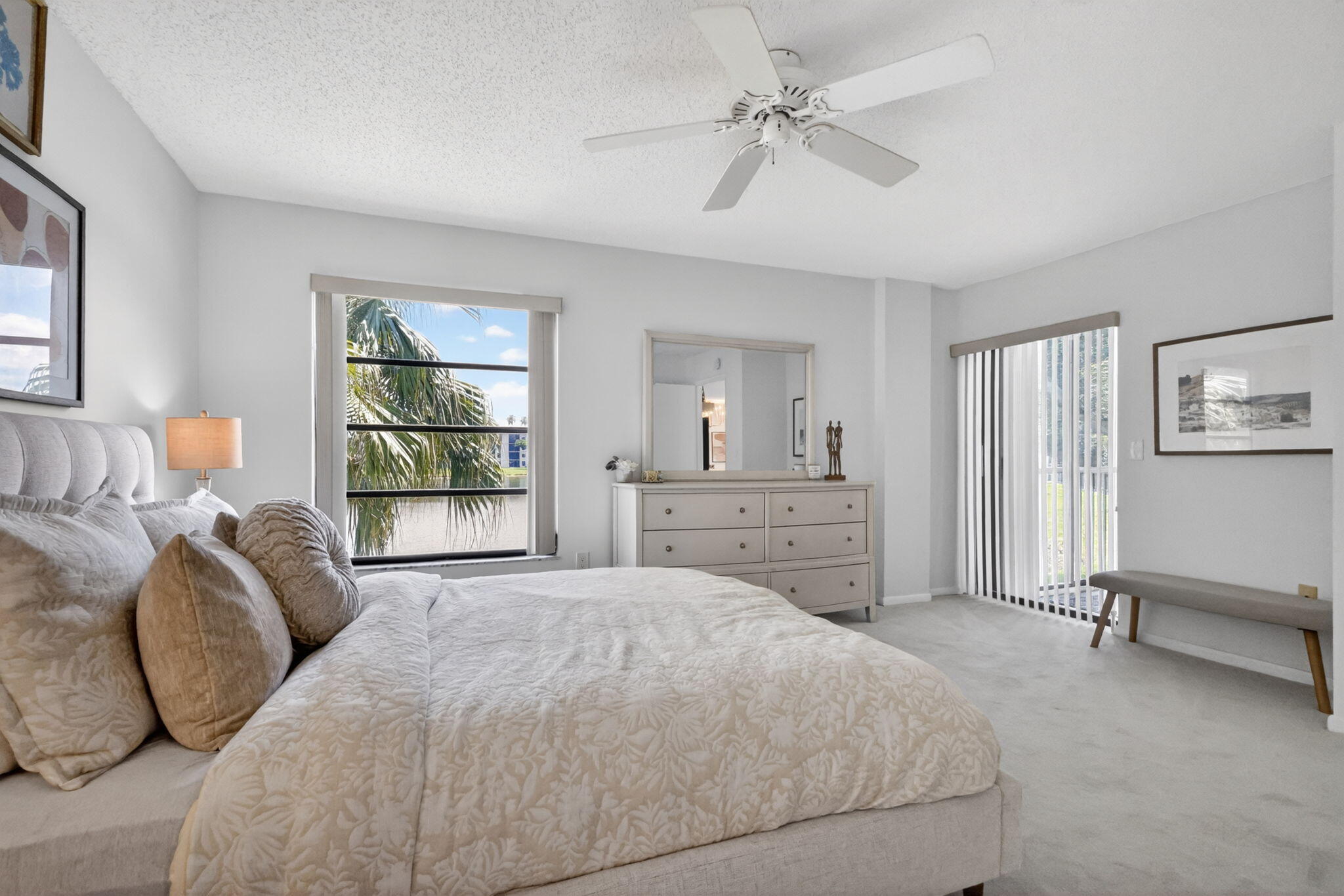 HUNTINGTON POINTE - Residential
