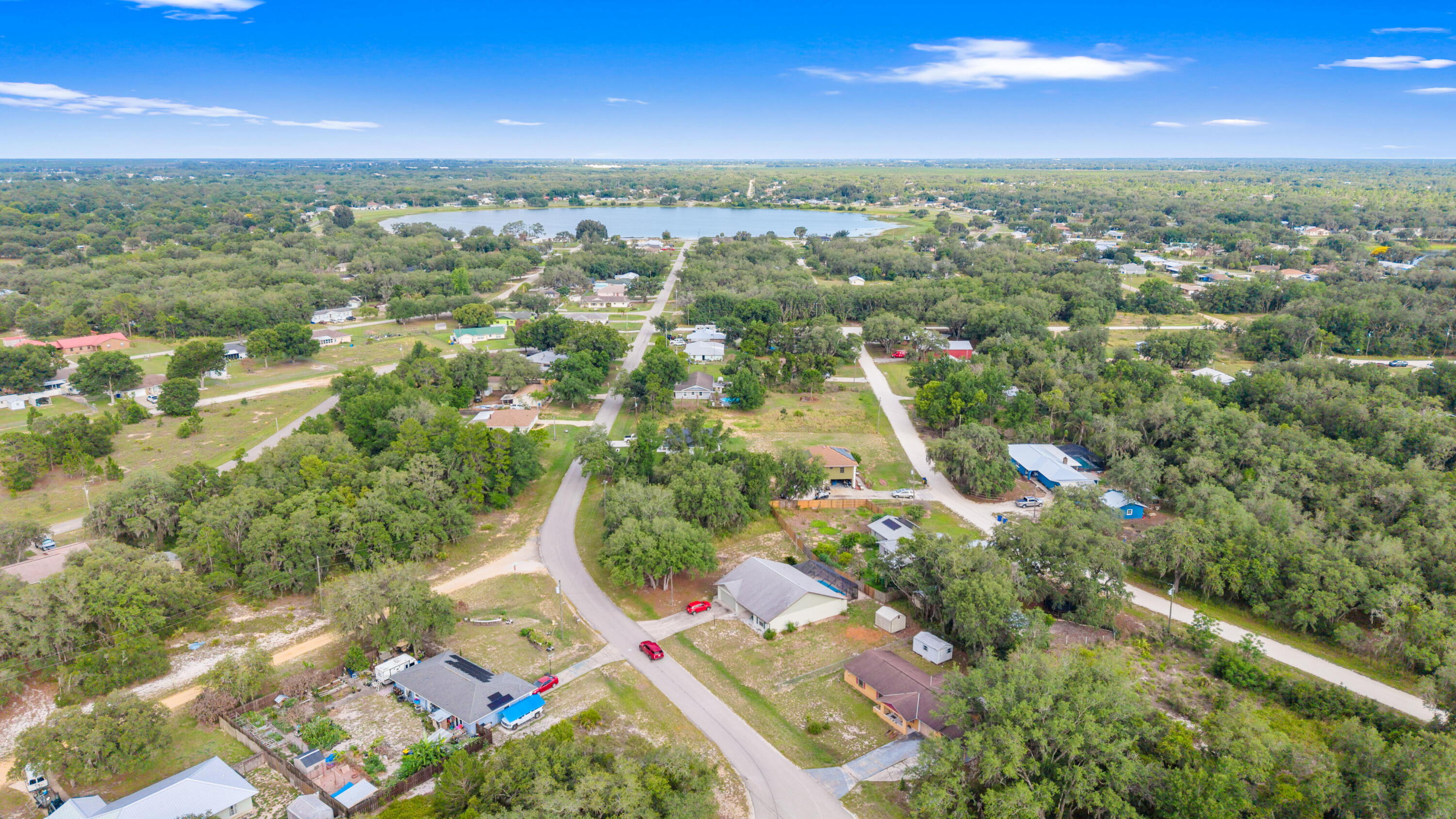 AVON PARK LAKES - Residential