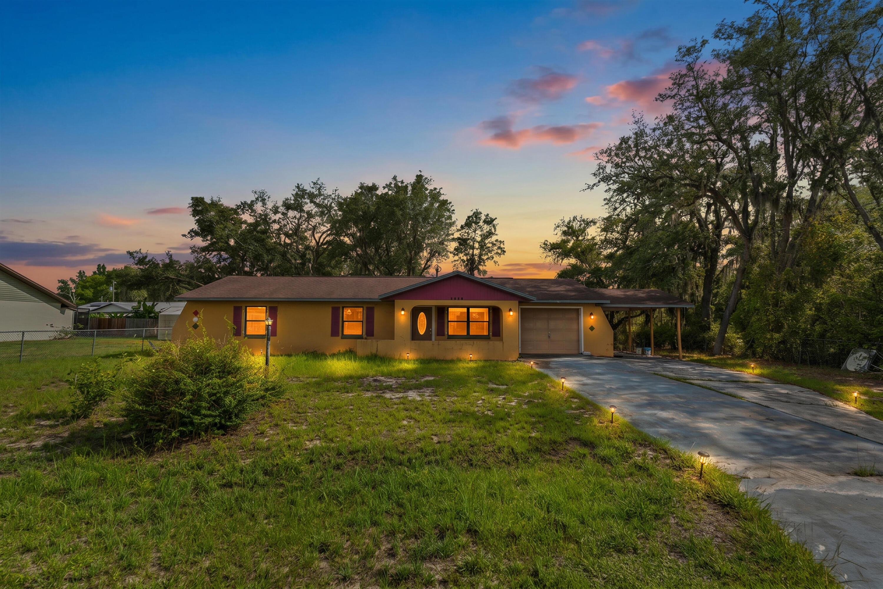 AVON PARK LAKES - Residential