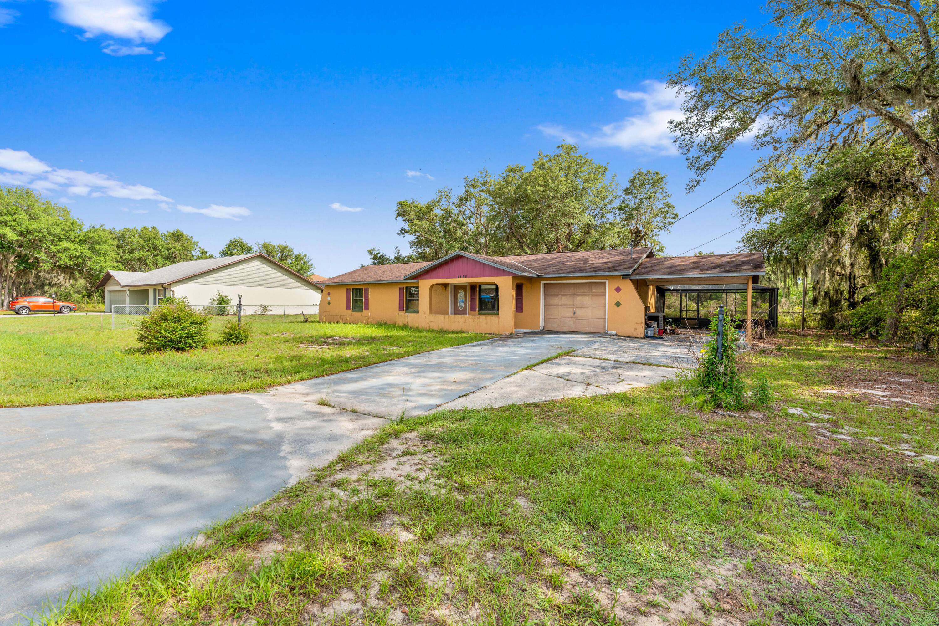 AVON PARK LAKES - Residential