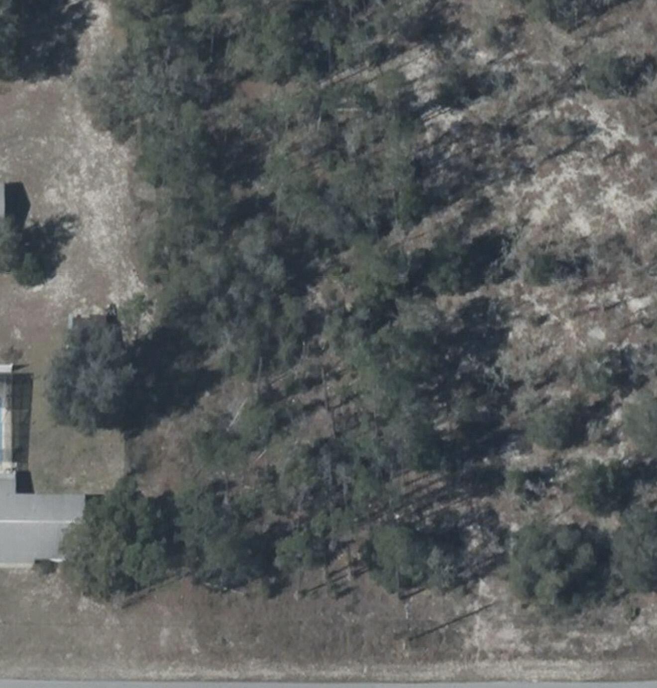Build your Florida dream home on this beautiful 0.50-acre vacant lot in Dunnellon! Surrounded by natural beauty and peaceful surroundings, this property offers the perfect blend of privacy, space, and convenience. Whether you envision a custom home, seasonal getaway, or investment property, there's plenty of room to bring your vision to life. Enjoy nearby rivers, springs, boating, kayaking, fishing, golf courses, parks, and outdoor recreation while still being close to shopping, dining, schools, and major roadways. Located in a growing area with endless potential, this lot is a great opportunity for homeowners, builders, or investors alike. Don't miss your chance to own your own piece of Florida paradise!