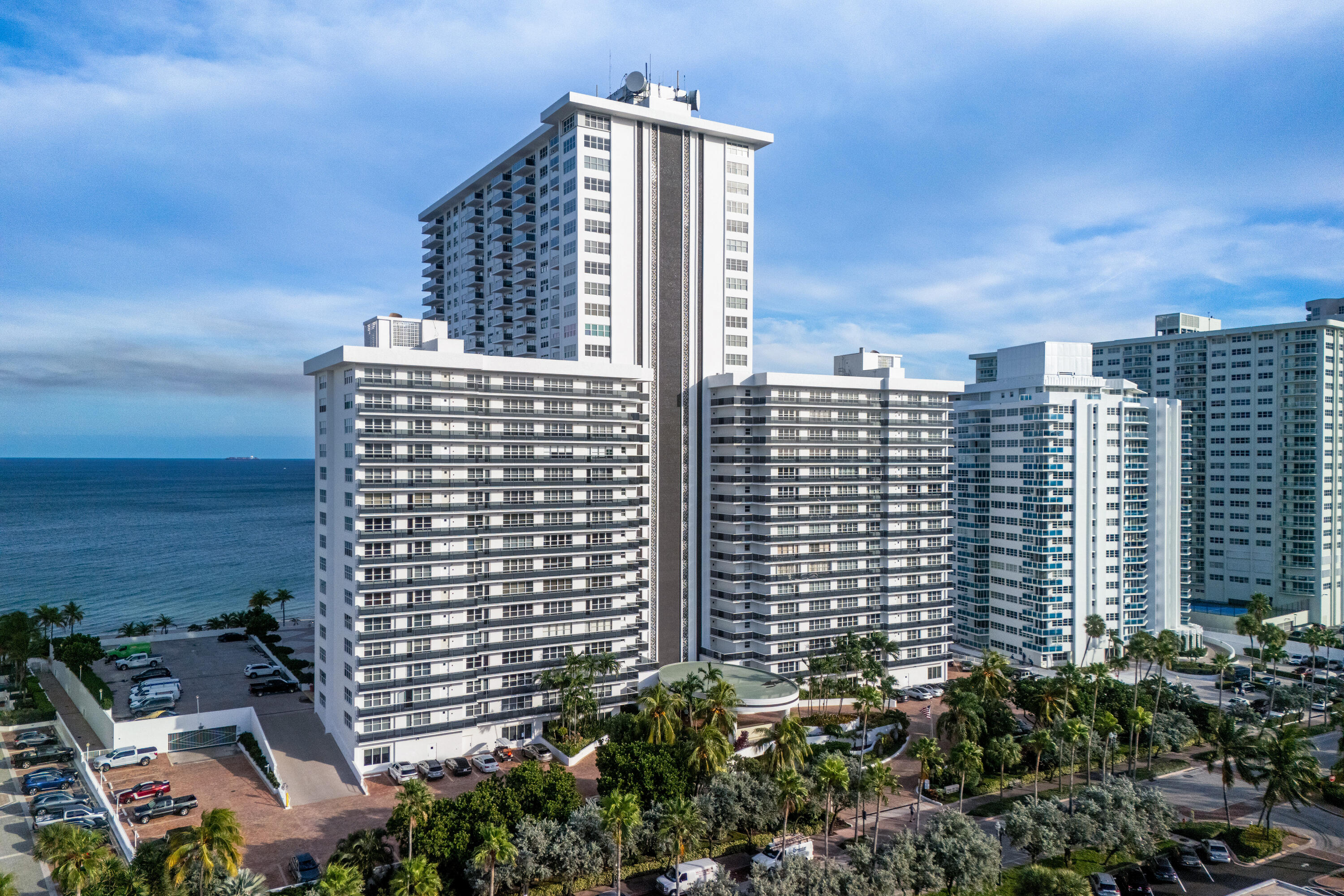 PLAYA DEL SOL CONDO - Residential