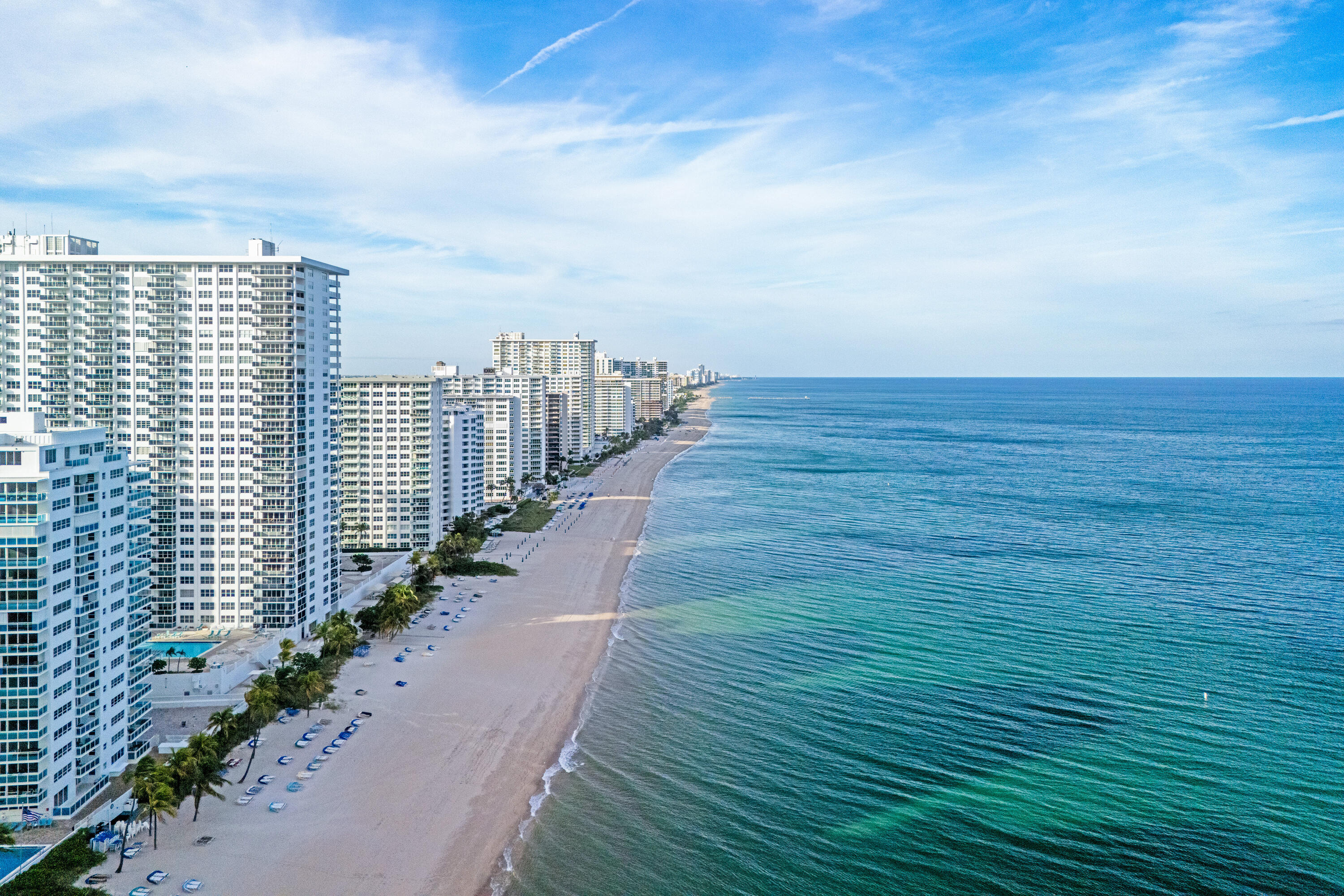 PLAYA DEL SOL CONDO - Residential