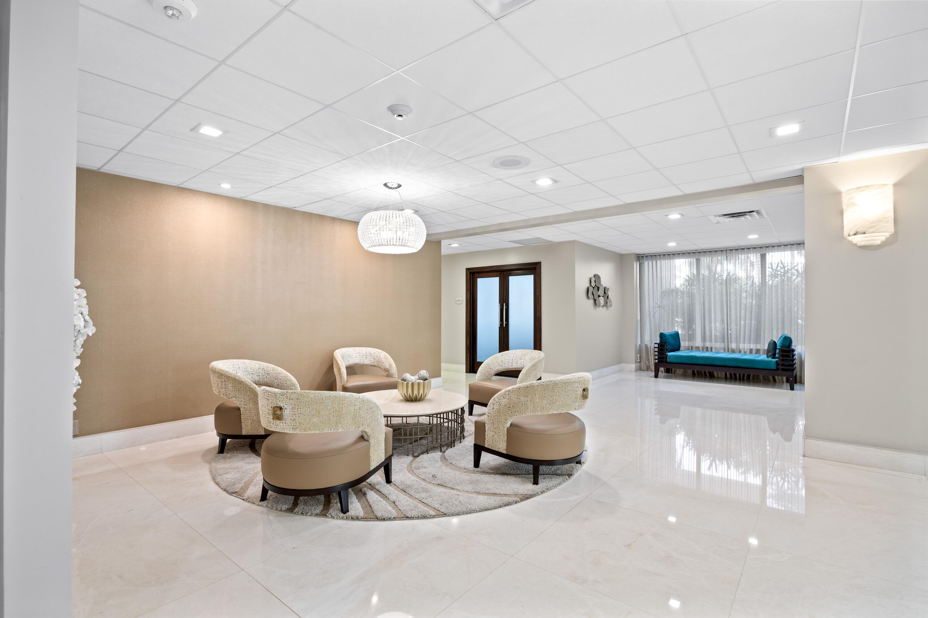 PLAYA DEL SOL CONDO - Residential