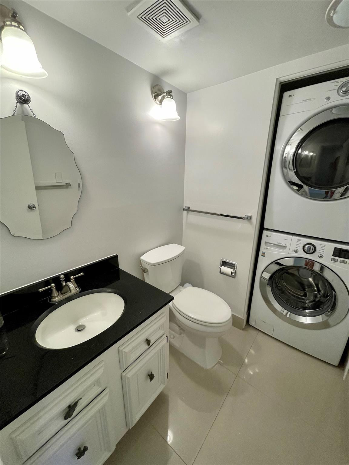 PLAYA DEL SOL CONDO - Residential