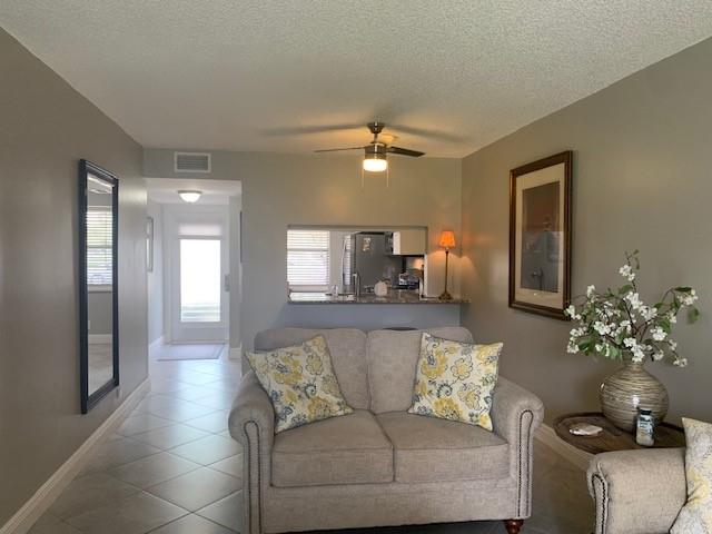 SUNRISE LAKES PHASE 4 - Residential