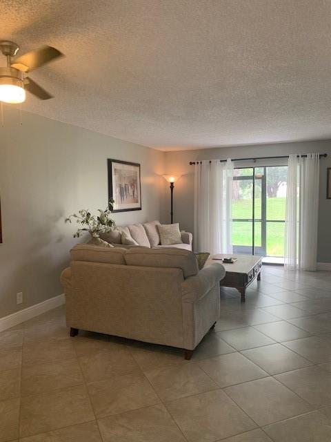 SUNRISE LAKES PHASE 4 - Residential