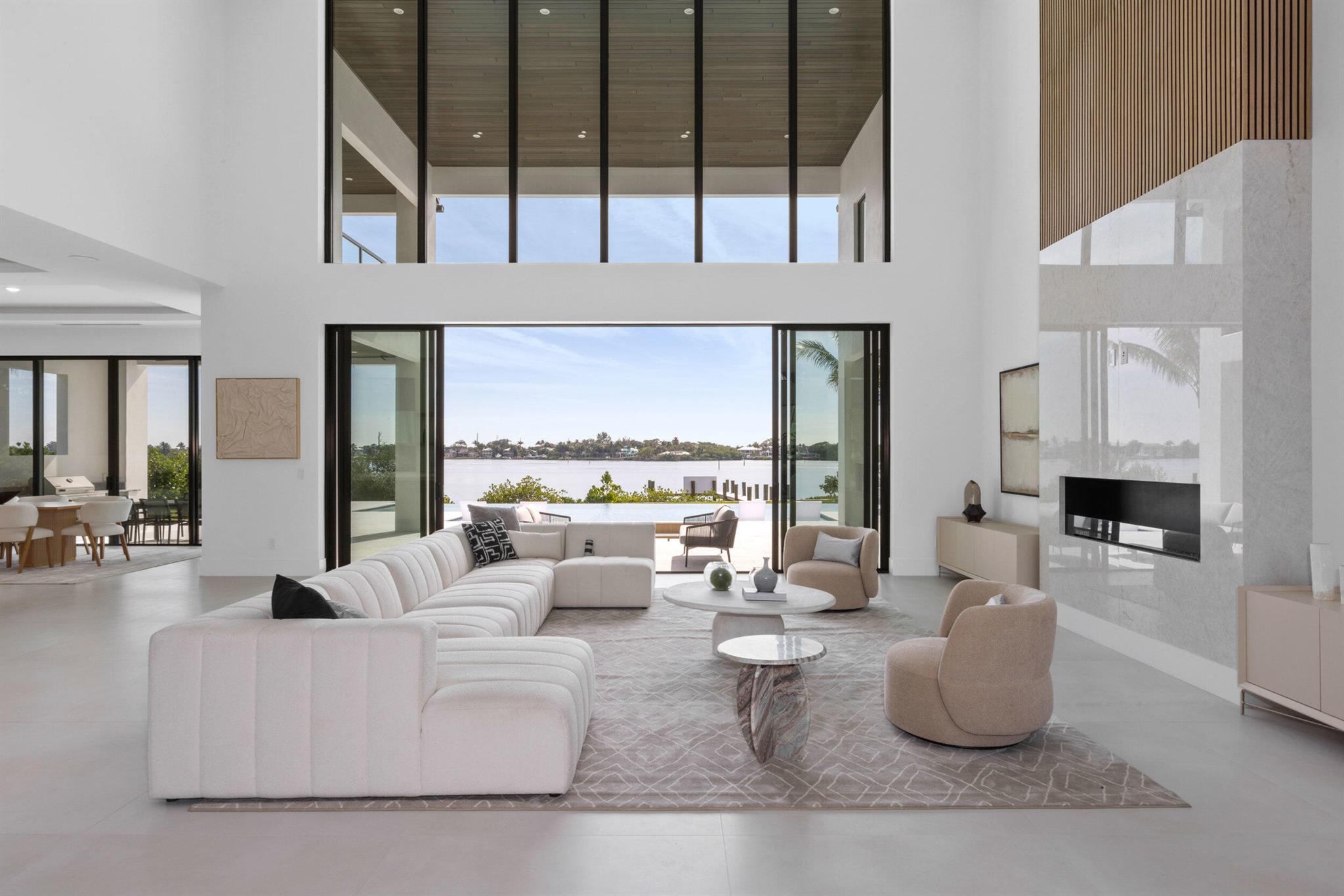 RIVERSIDE ON THE LOXAHATCHEE - Residential