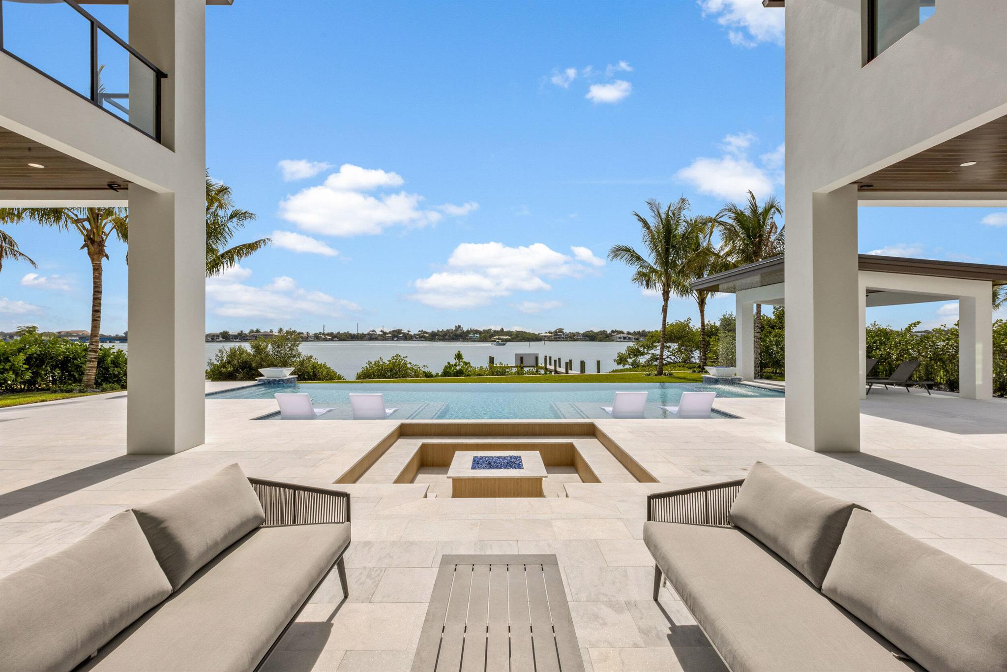 RIVERSIDE ON THE LOXAHATCHEE - Residential