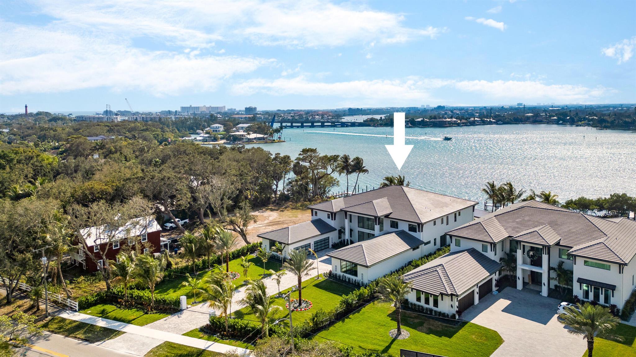 RIVERSIDE ON THE LOXAHATCHEE - Residential