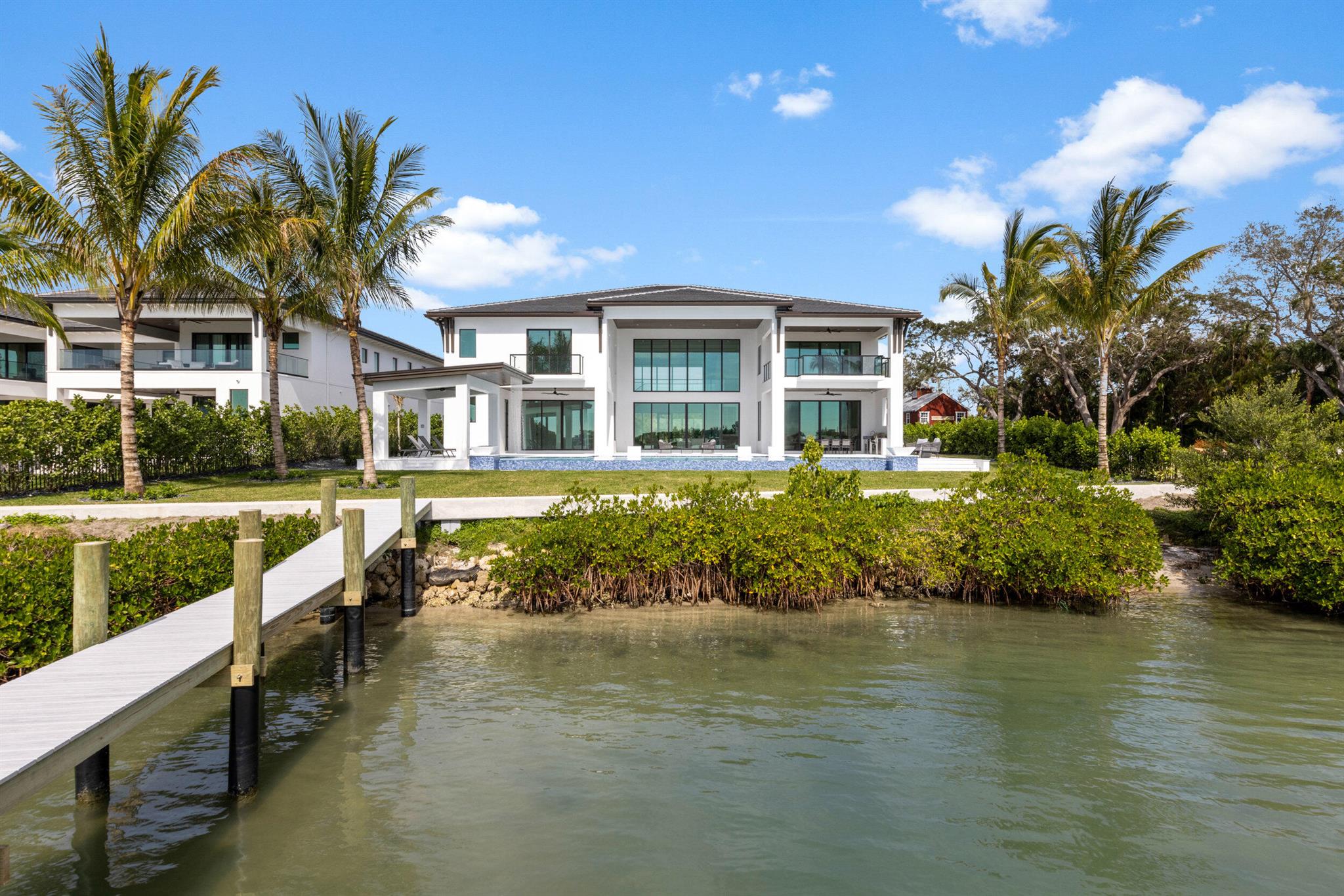 RIVERSIDE ON THE LOXAHATCHEE - Residential