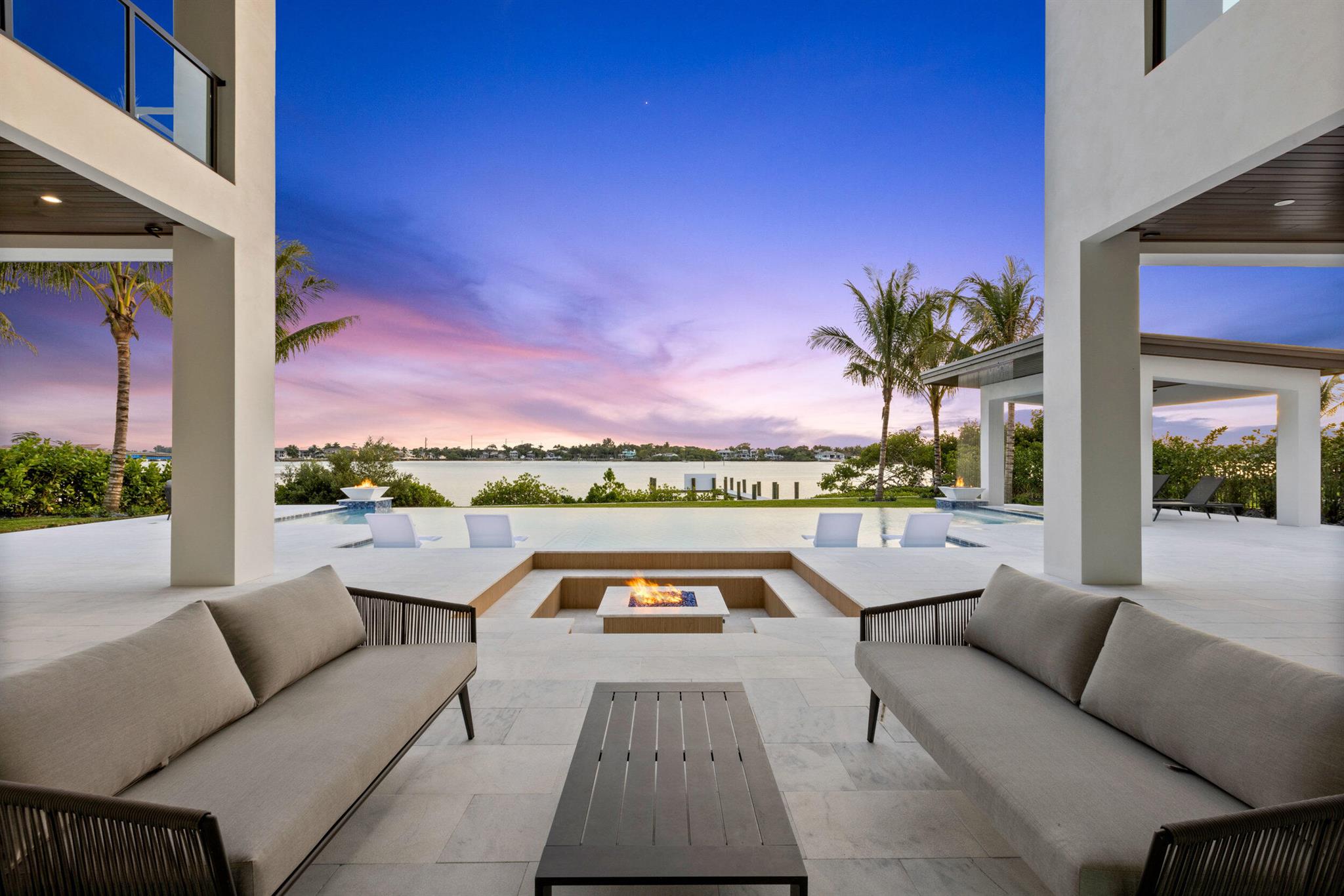 RIVERSIDE ON THE LOXAHATCHEE - Residential