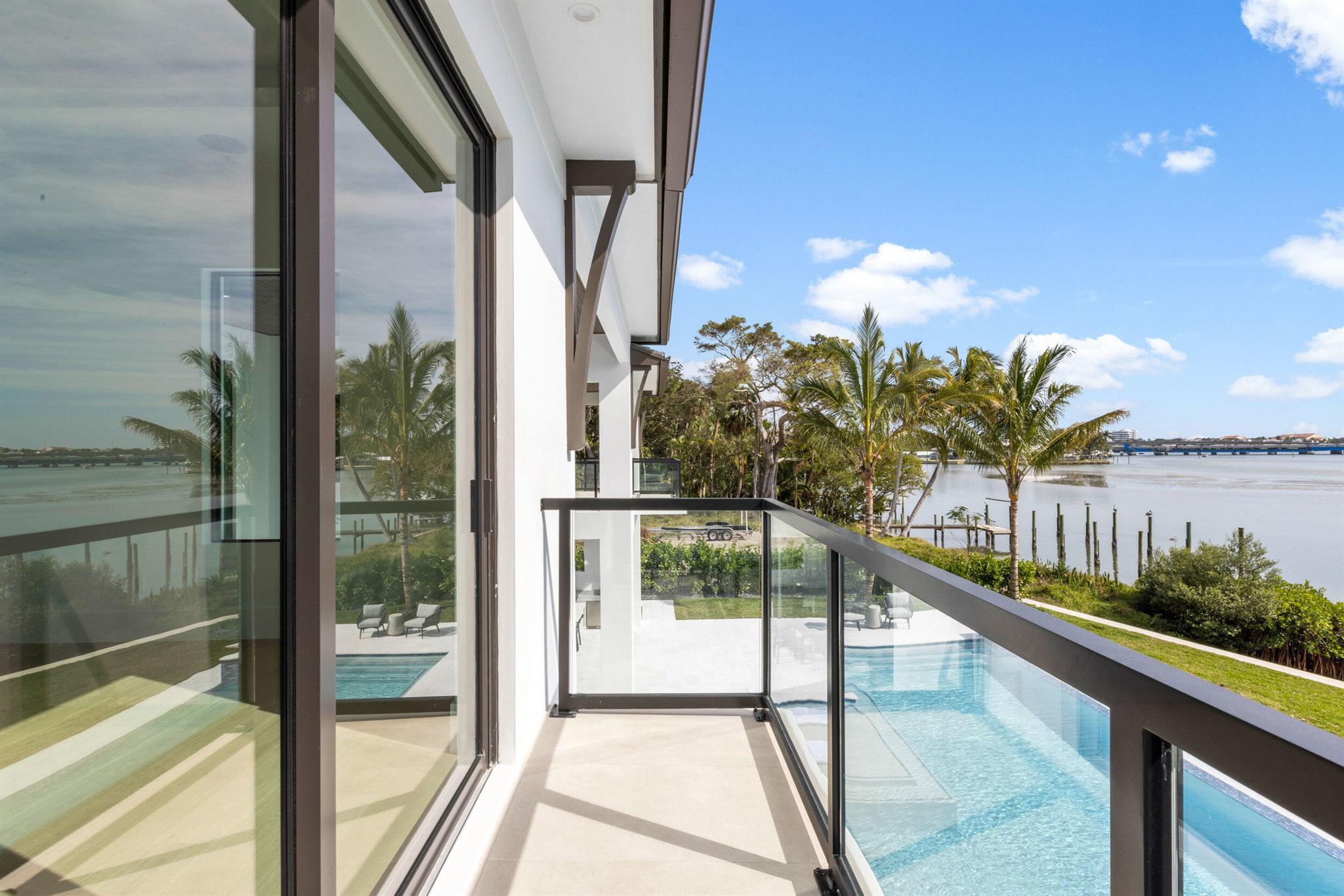 RIVERSIDE ON THE LOXAHATCHEE - Residential
