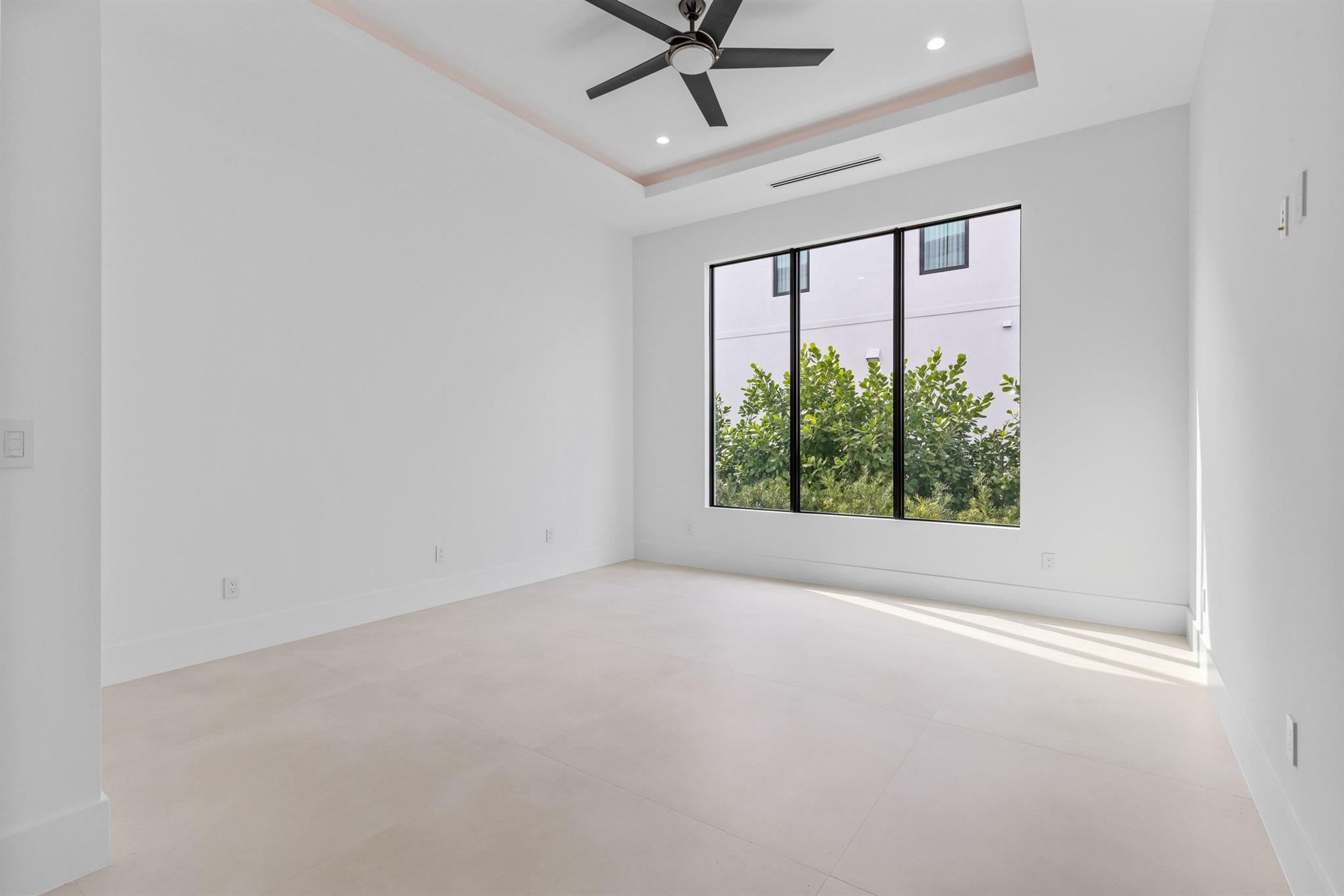 RIVERSIDE ON THE LOXAHATCHEE - Residential