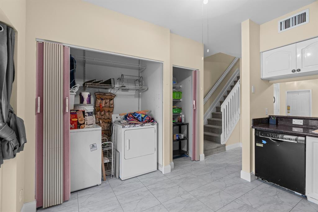 BANYAN OAKRIDGE COMMERCIAL PLAT - Residential