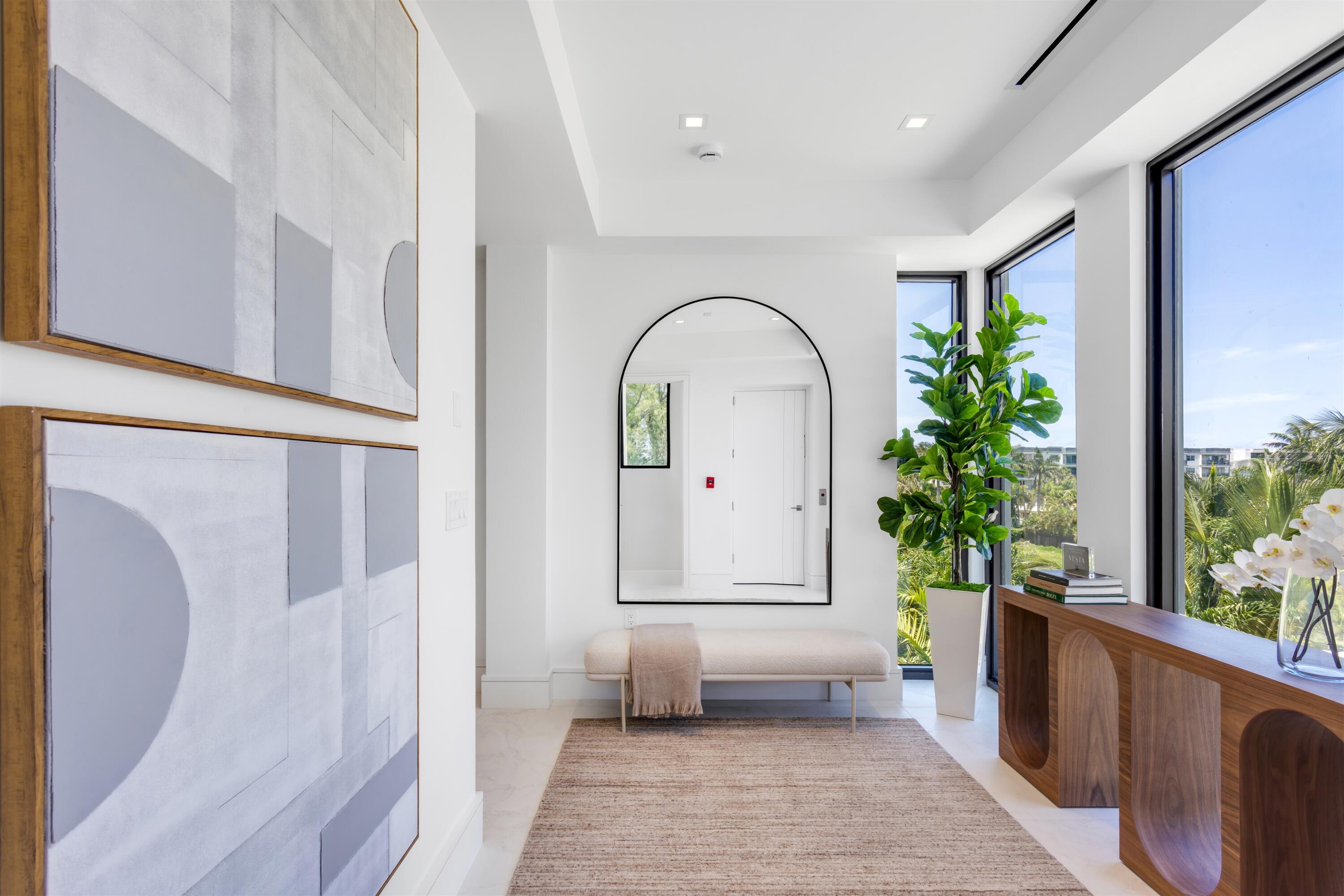 MANATEE POINTE AT LAGO MAR CONDO - Residential