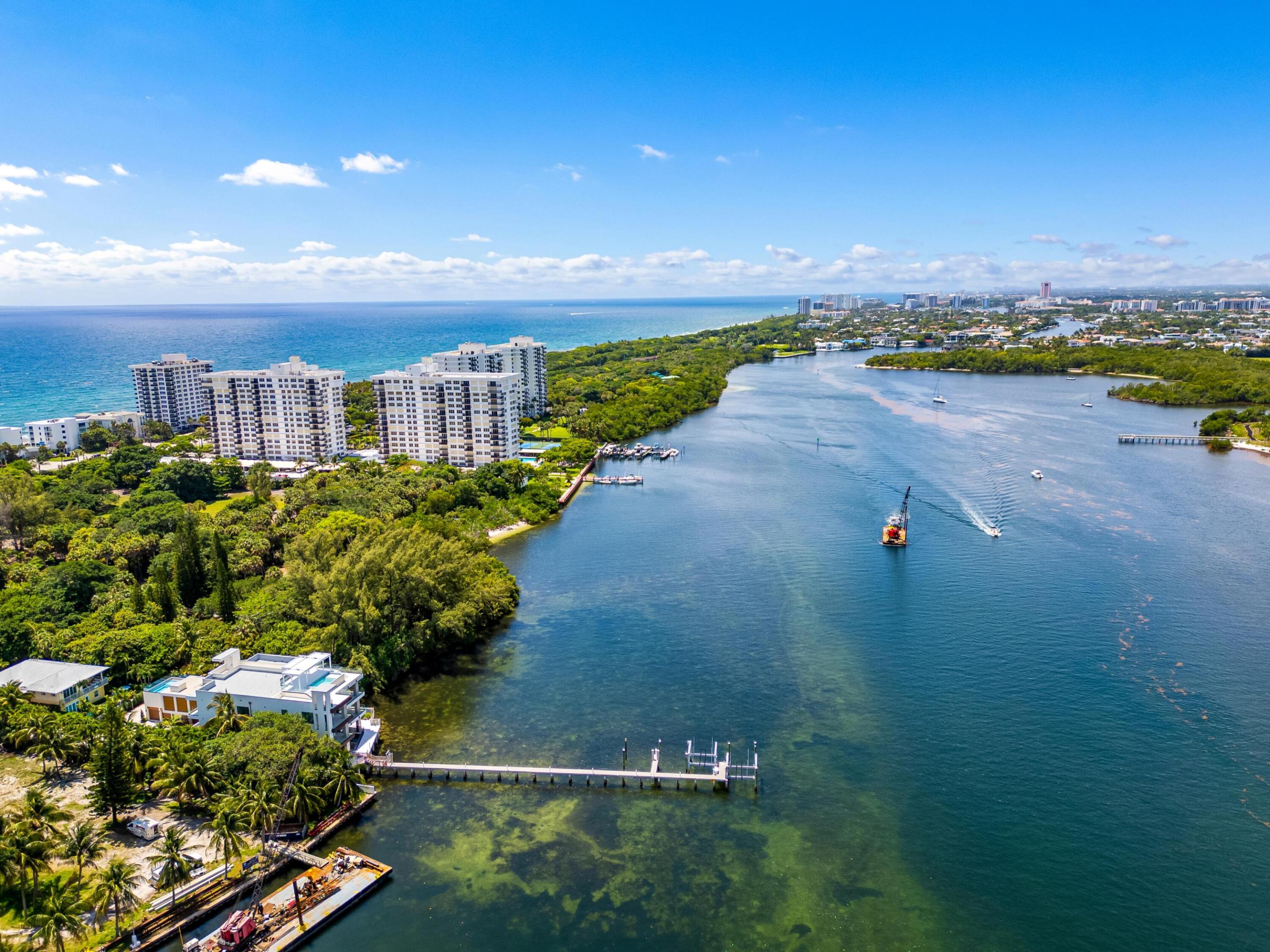 MANATEE POINTE AT LAGO MAR CONDO - Residential
