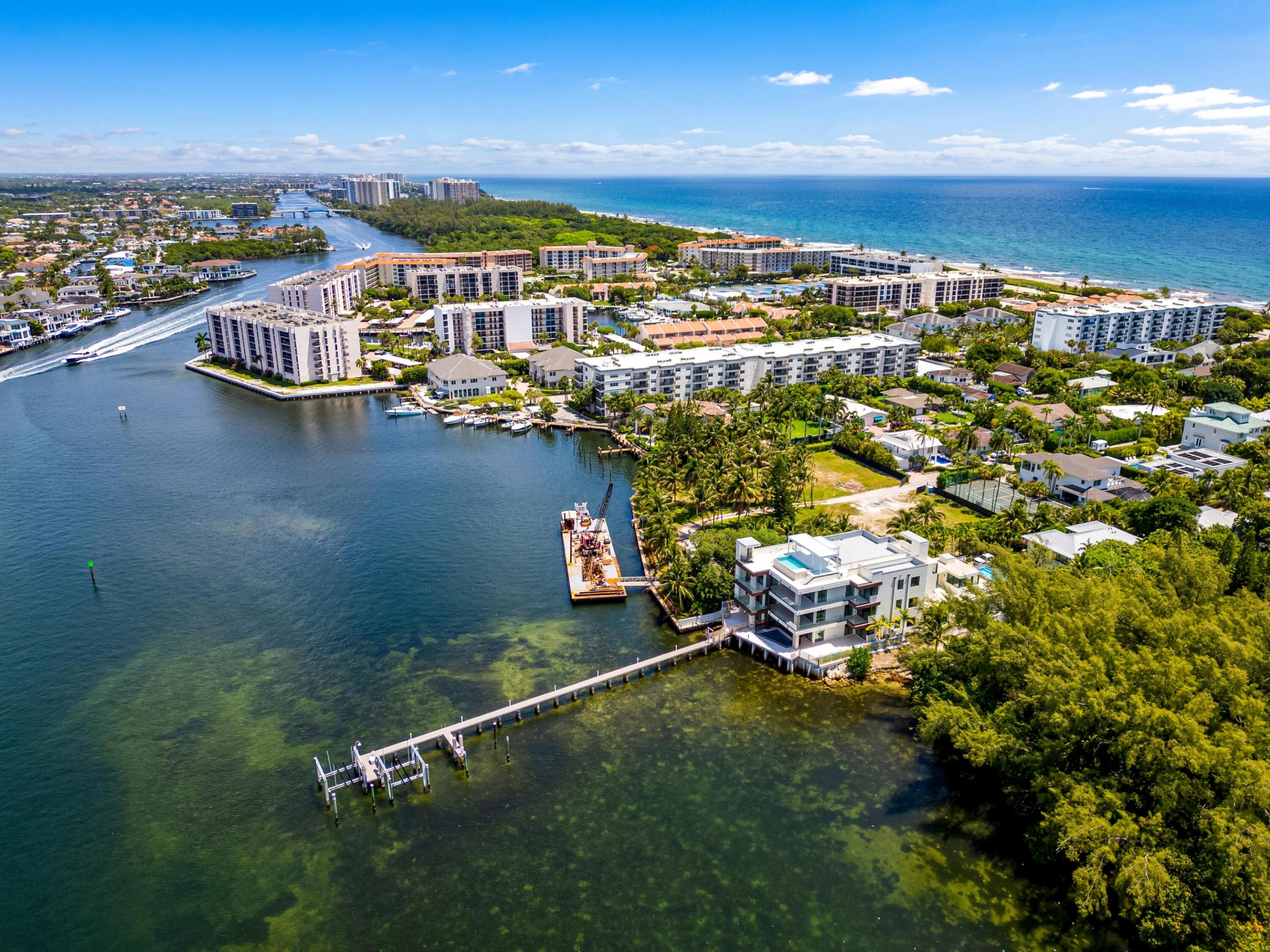 MANATEE POINTE AT LAGO MAR CONDO - Residential
