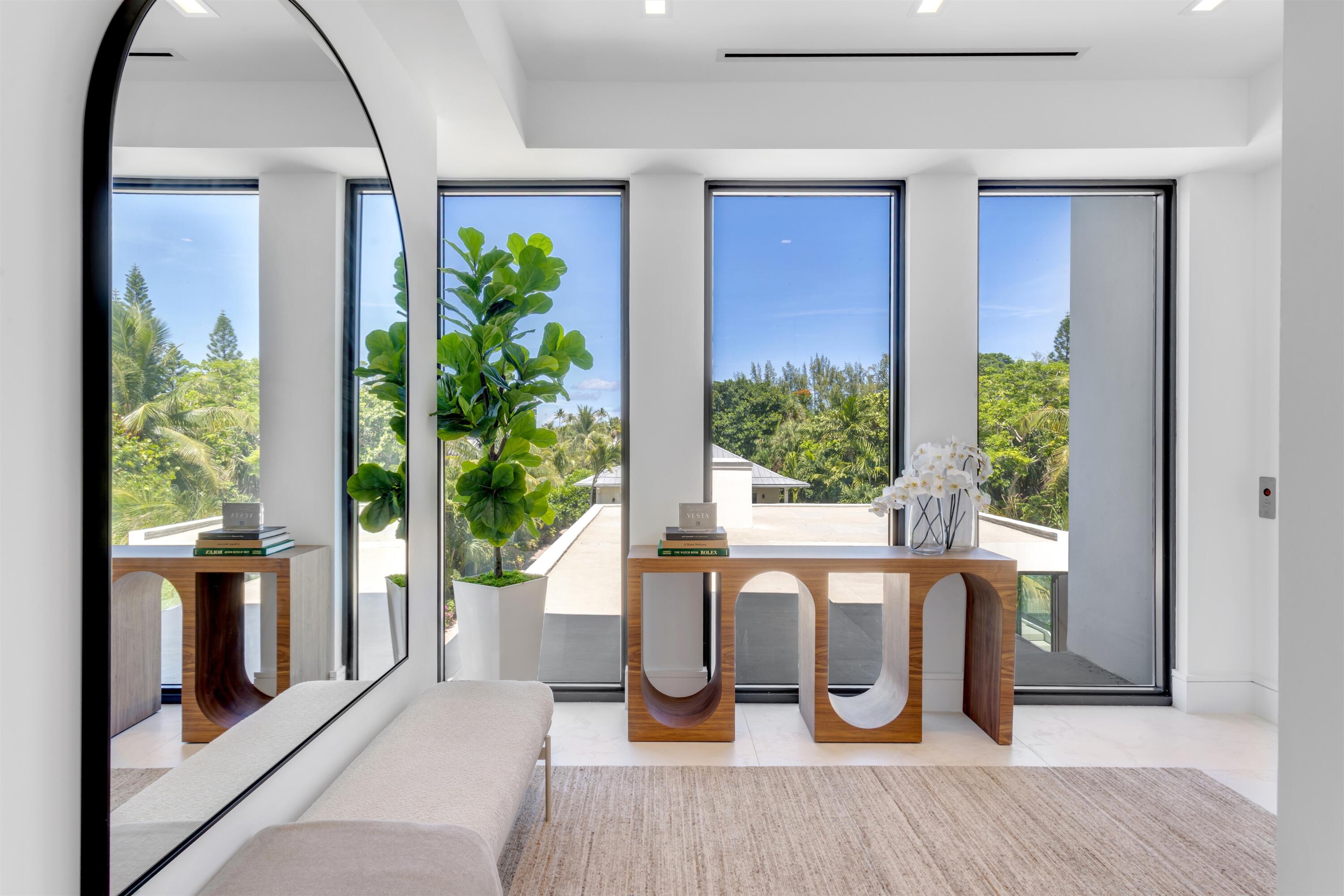 MANATEE POINTE AT LAGO MAR CONDO - Residential