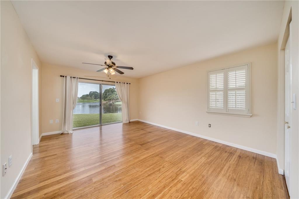 Jacaranda Lakes WIDE LAKE - Residential