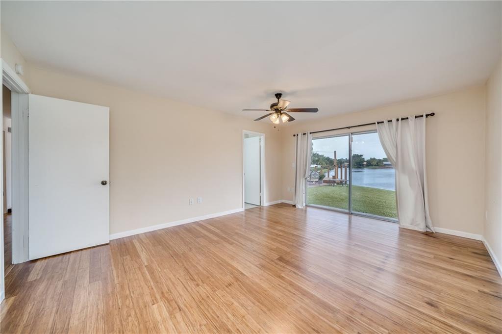 Jacaranda Lakes WIDE LAKE - Residential