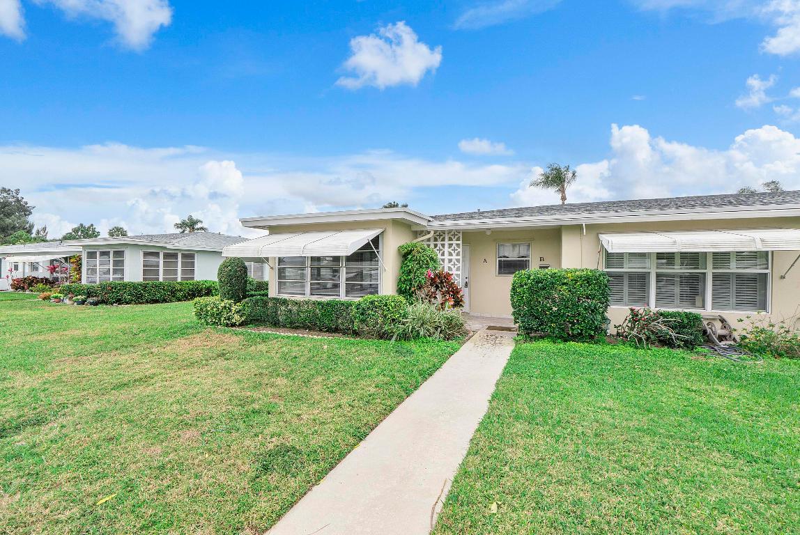 *NEW ROOF (2026) NEW AC (2024)* Bright and inviting 2-bedroom, 2-bath corner unit located in the desirable 55+ community of High Point of Delray Beach. This residence offers the perfect opportunity to add your own personal touches. Corner location with a brand new roof already in place. Ideally situated near the community entrance and clubhouse, offering both convenience and easy access to amenities. Enjoy a prime location close to local shopping, dining, and Delray Beach attractions. A great opportunity in a well-maintained community.